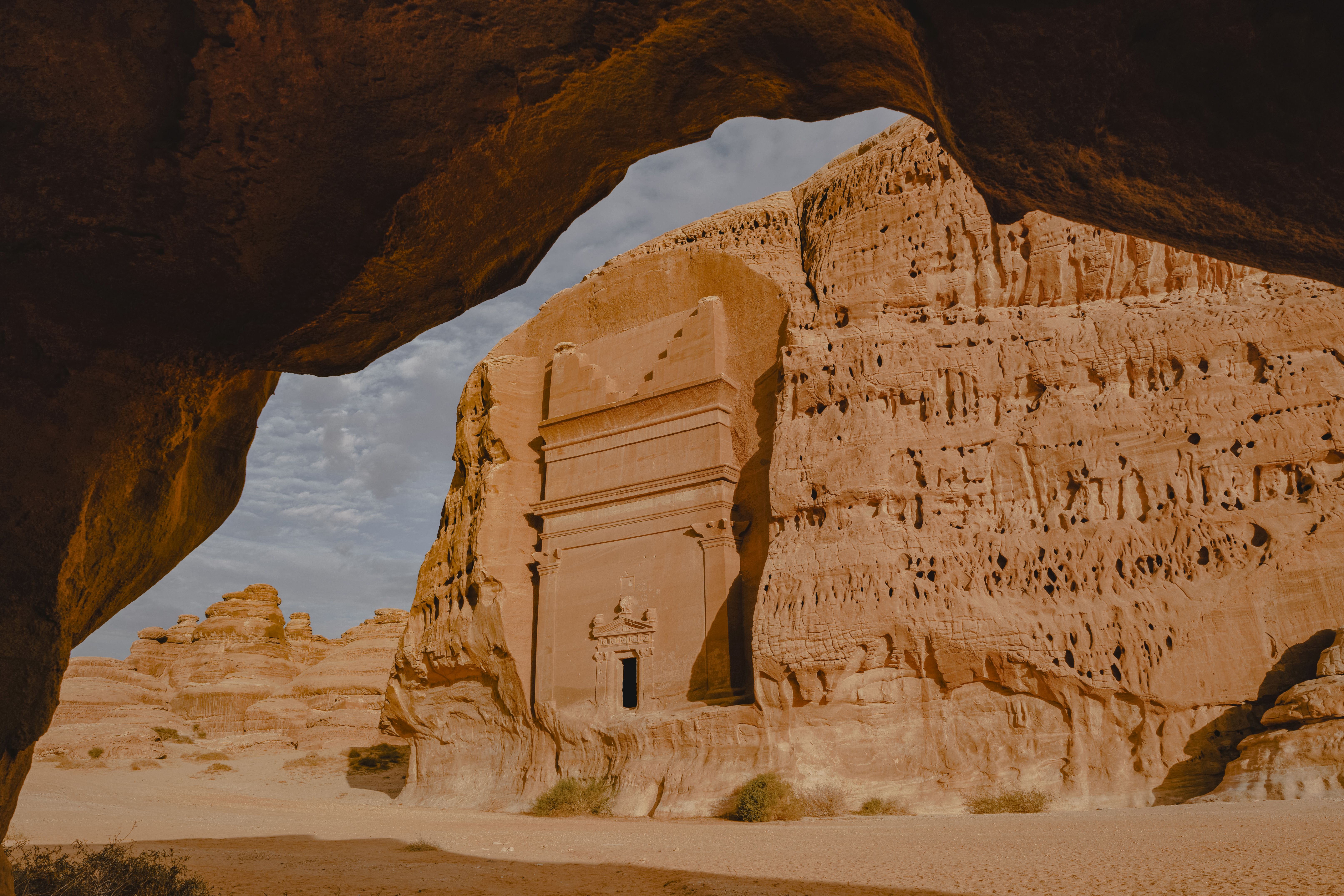 Jeddah → Piraeus (Athens) (11 nights)