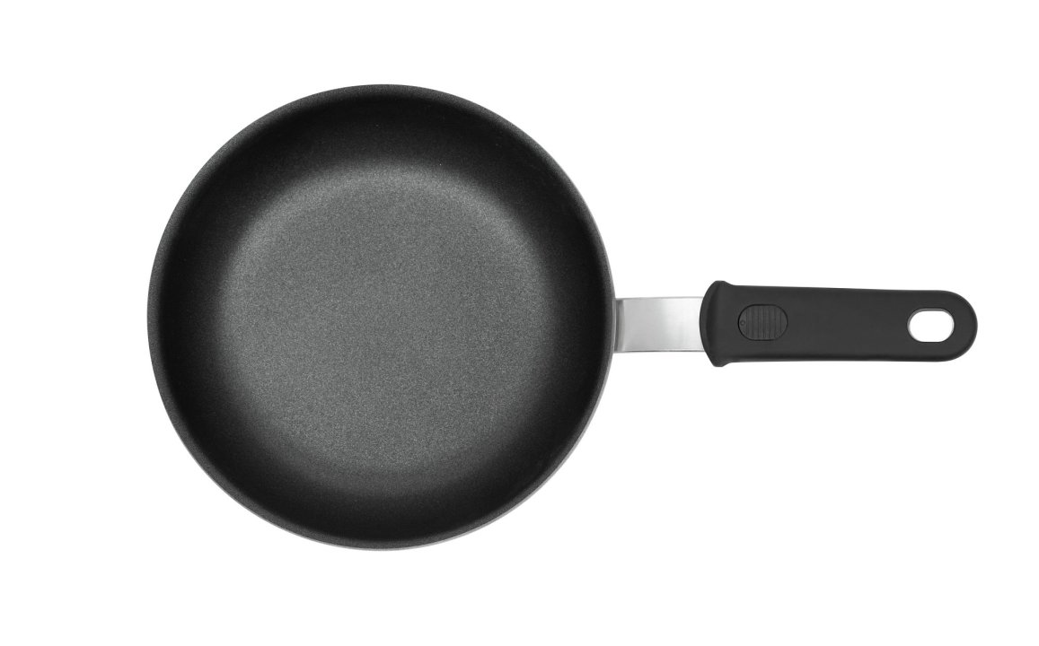 7-inch Wear-Ever® rivetless fry pan with PowerCoat2™ nonstick coating and silicone handle