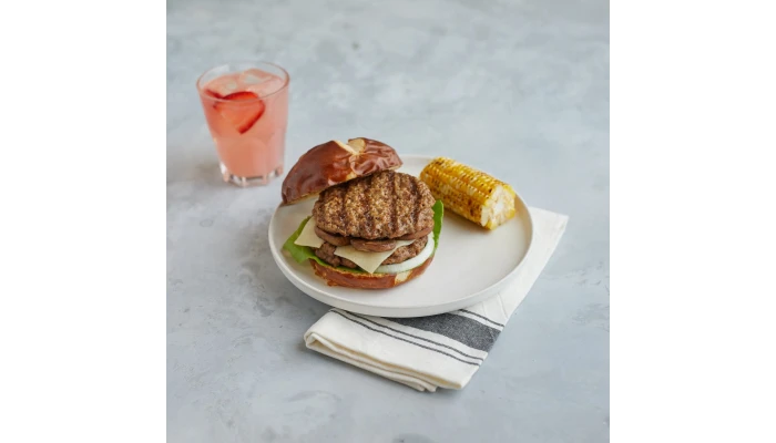The Pub® All-Natural* Flame Grilled USDA Choice Angus Beef Chuck Steak Burger, 4 oz._image_1
