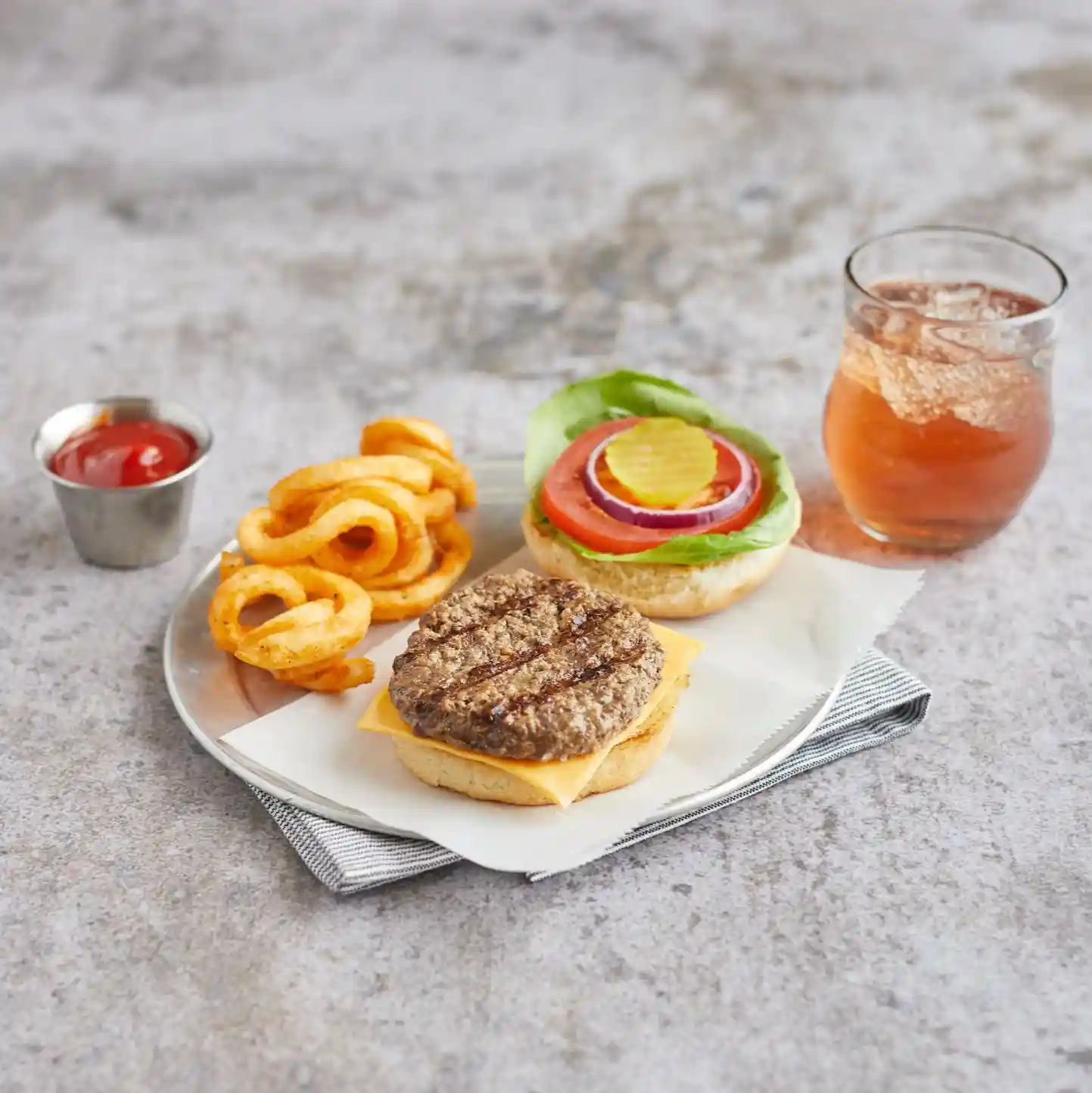 AdvancePierre™ Beef Burger, 2.0 oz._image_1