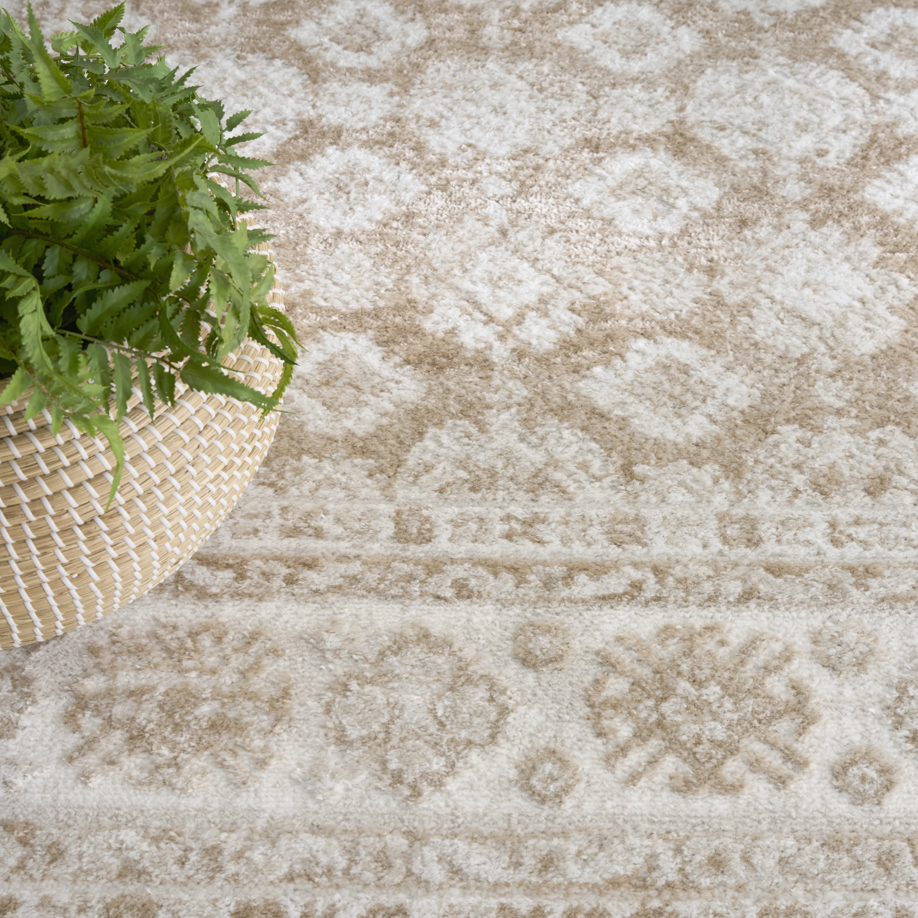 Nourison Dekor 5'3" x 7' Cream Beige Vintage Indoor Rug