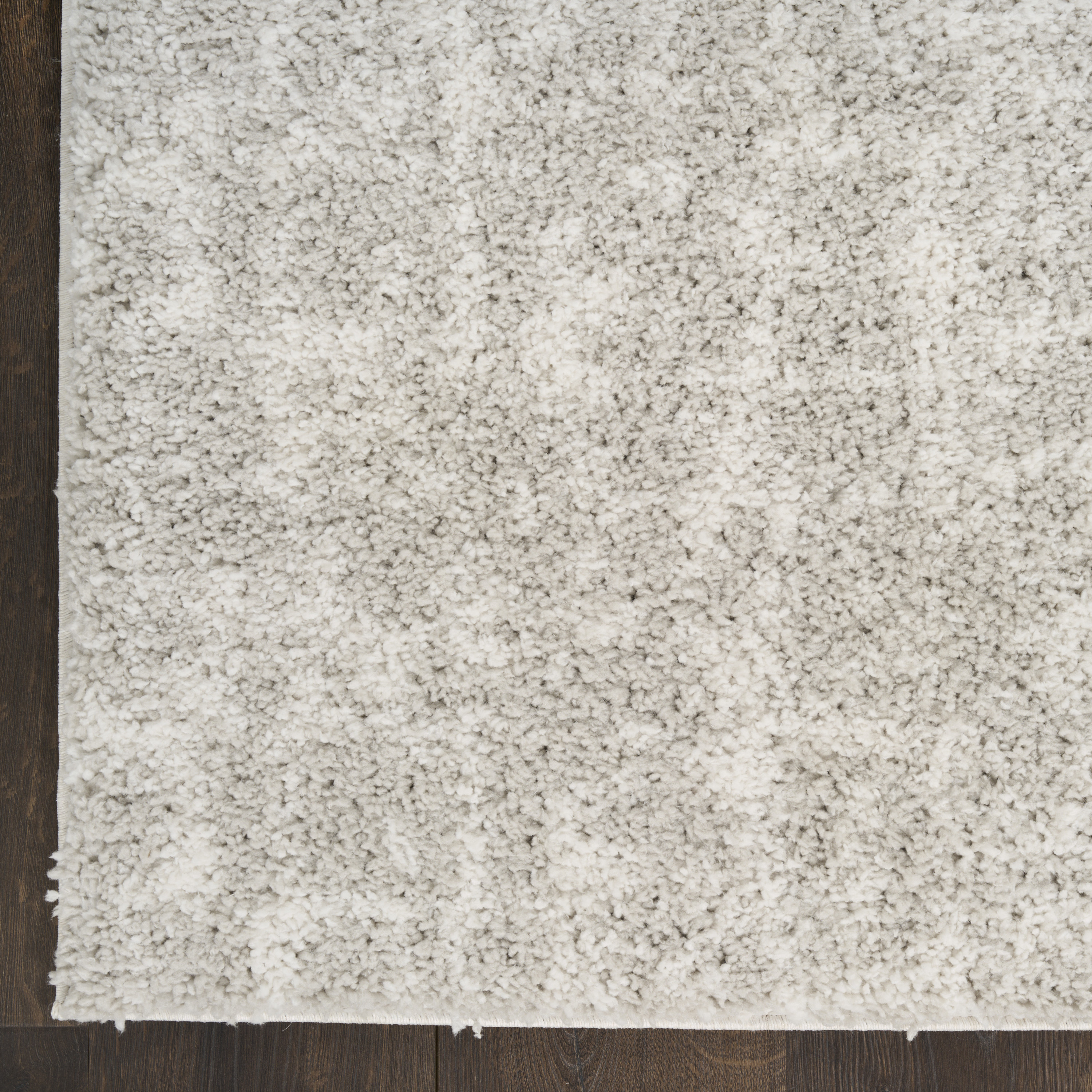 Nourison Modern Shag 3'11" x 5'11" Grey Ivory Modern Indoor Rug