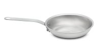7-inch Wear-Ever® aluminum fry pan with natural finish and plated handle