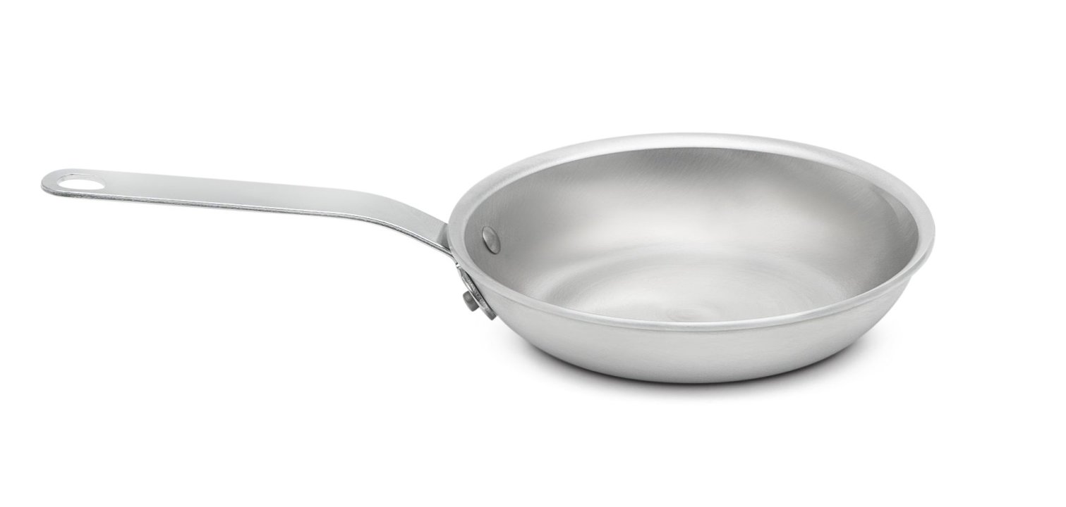 7-inch Wear-Ever® aluminum fry pan with natural finish and plated handle