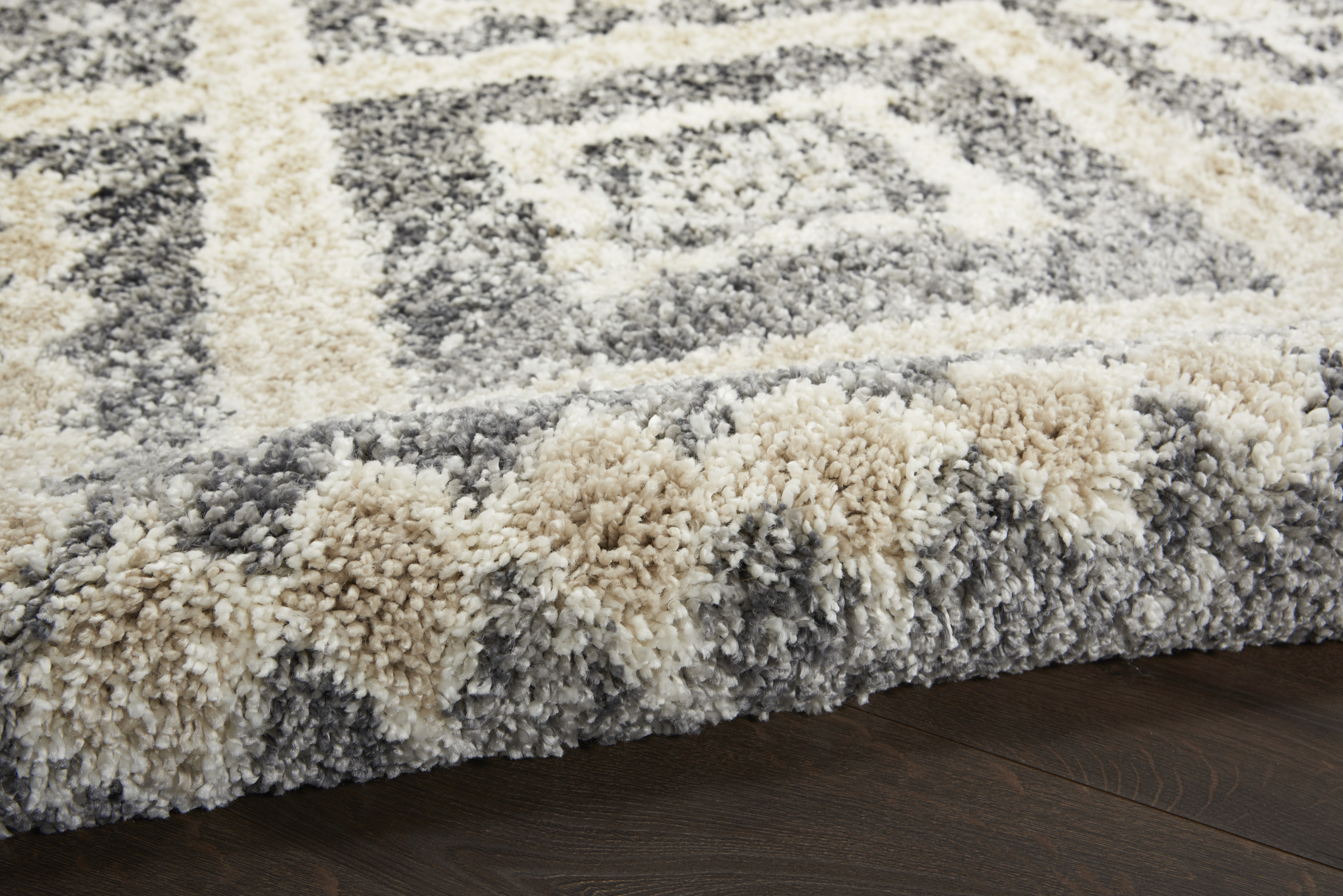 Nourison Oslo Shag 5'3" x 7'9" Grey Ivory Shag Indoor Rug