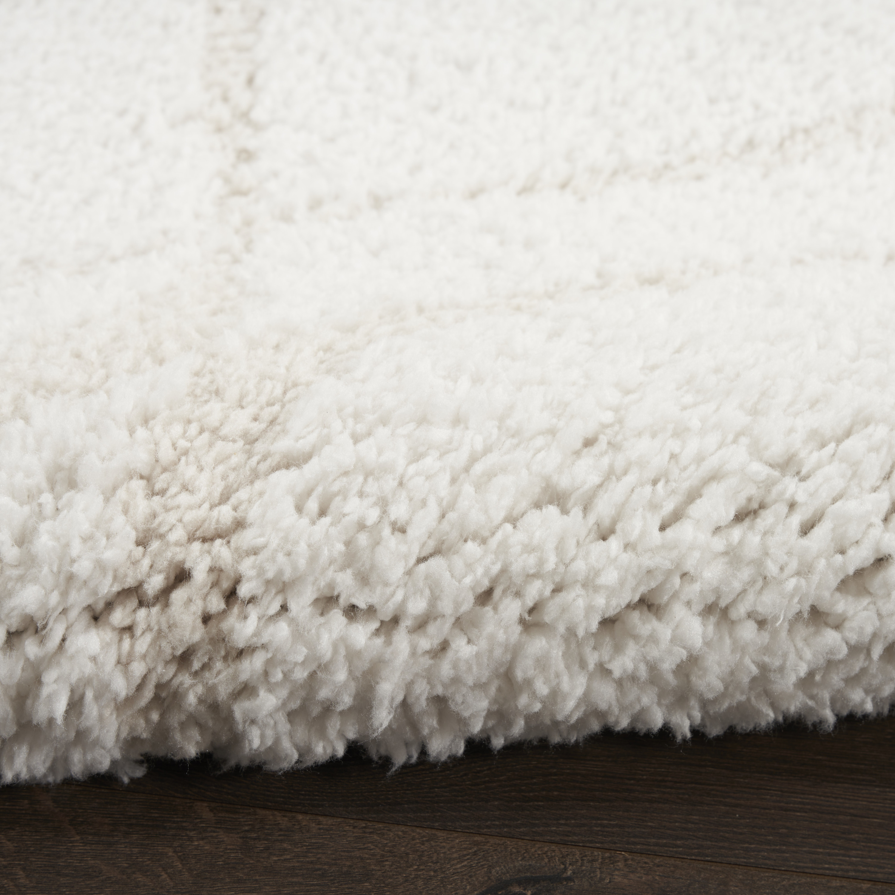 Nourison Modern Shag 5'3" x 7' Ivory Beige Modern Indoor Rug