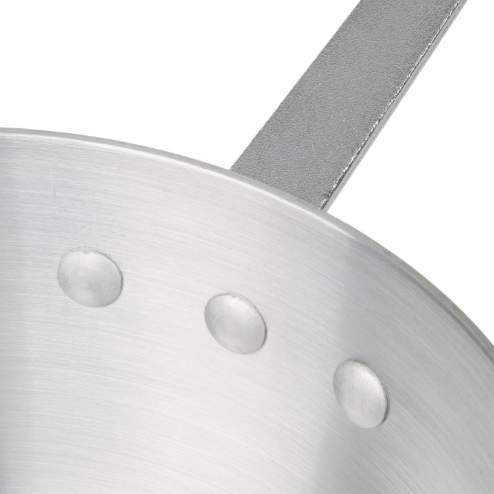 3 ¾-quart Arkadia™ aluminum saucepan in natural finish