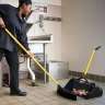Rubbermaid Commercial, Maximizer™ Heavy Duty, Black, 18", Dust Pan with Long Handle