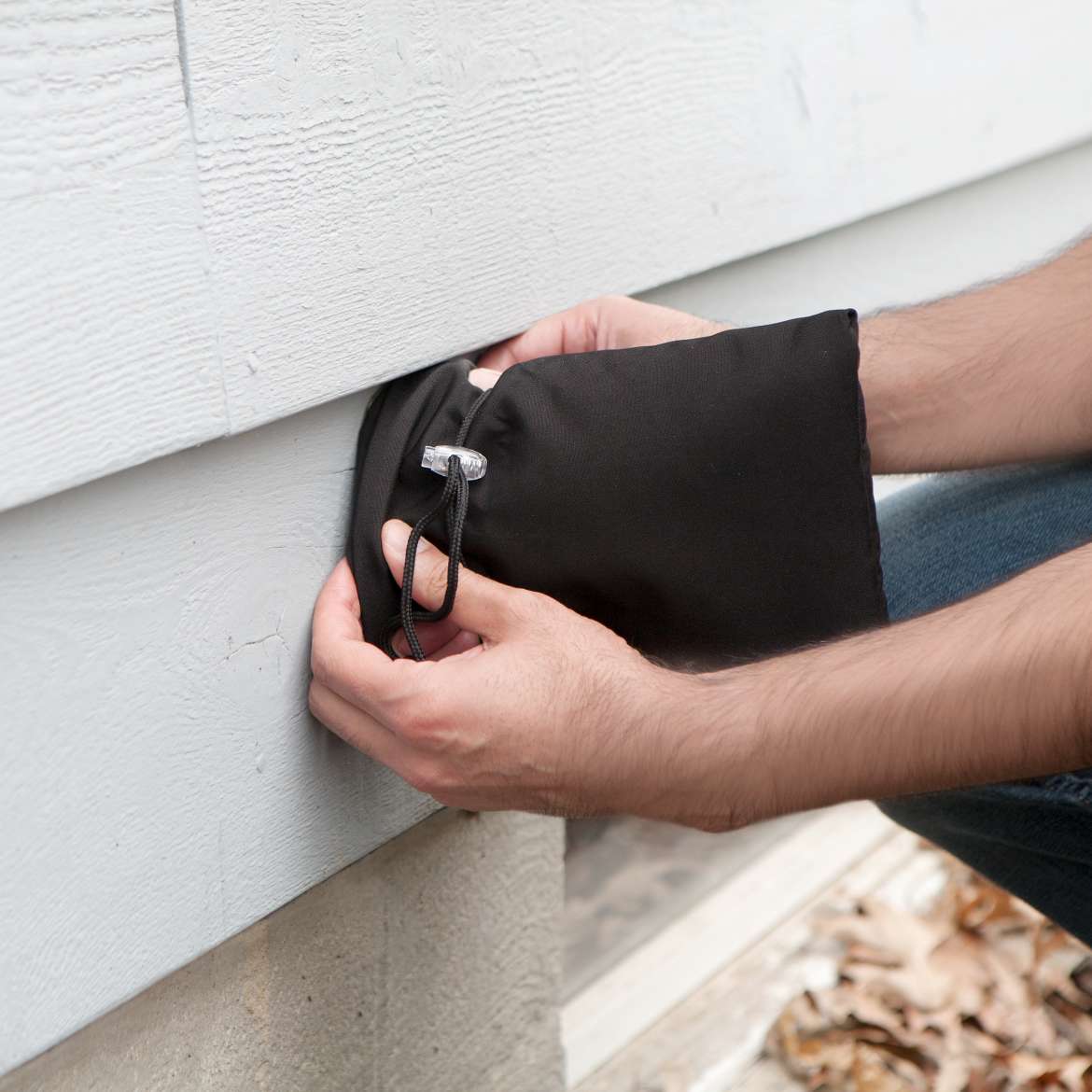 Flexible Outdoor Faucet Cover Black, 7.5" x 8.75" Duck Brand