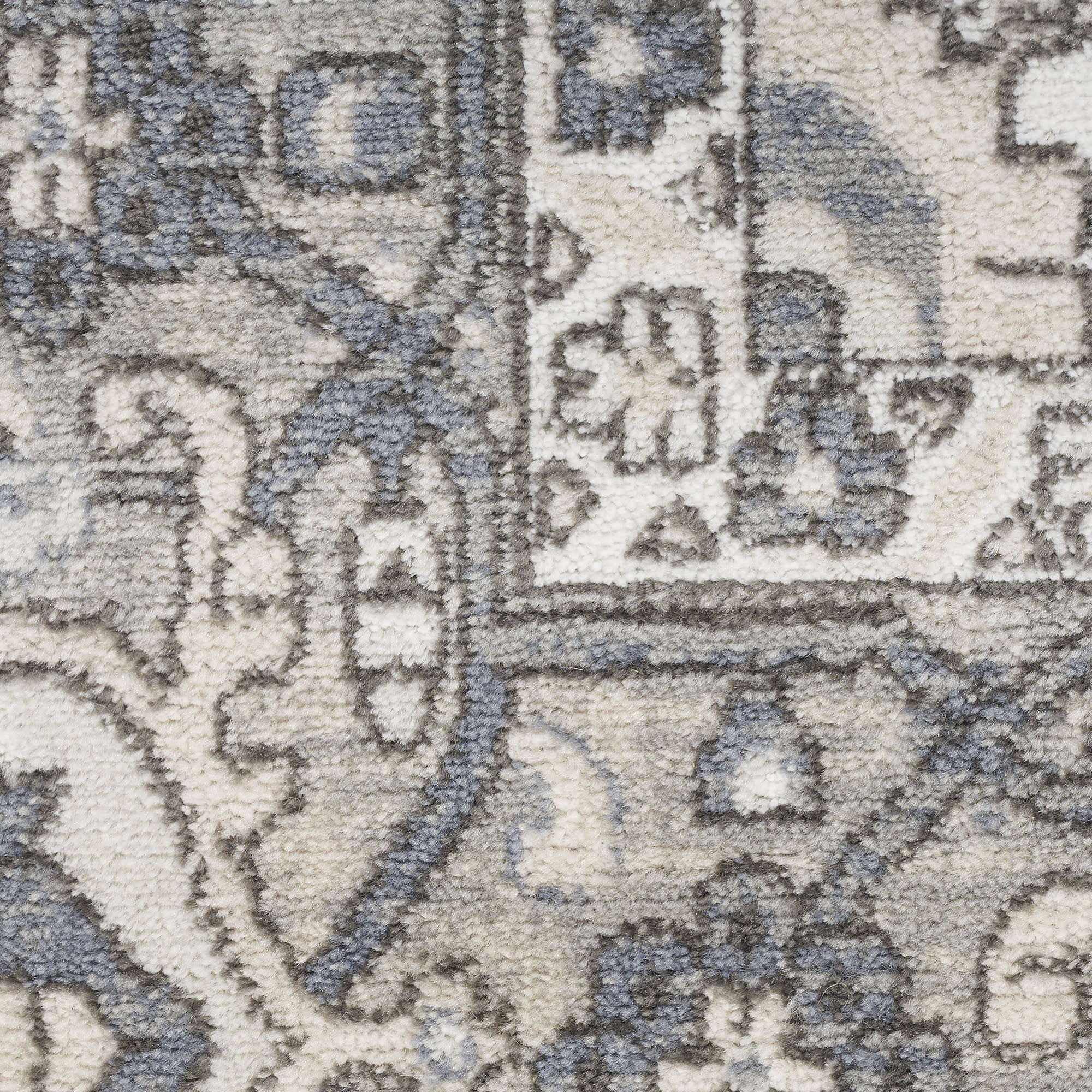 Nourison Quarry 6' x 9' Ivory Blue Vintage Indoor Rug