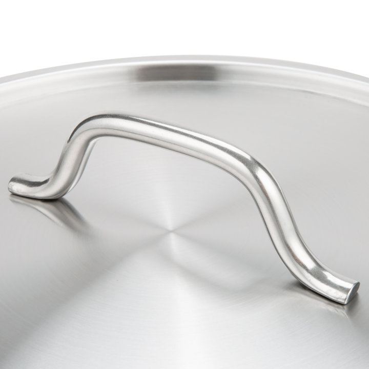 16-quart Optio™ sauce pot with low-domed cover