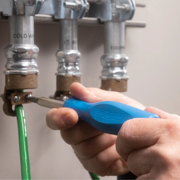 61H 6-in-1 Professional Multi-Bit Screwdriver