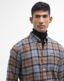Camicia Rasay a maniche lunghe dalla vestibilità leggermente aderente 