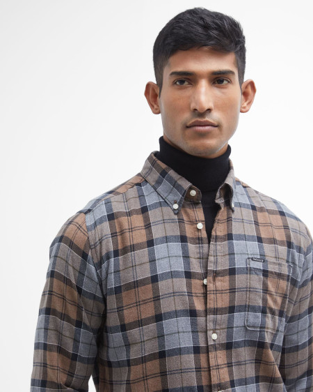 Camicia Rasay a maniche lunghe dalla vestibilità leggermente aderente