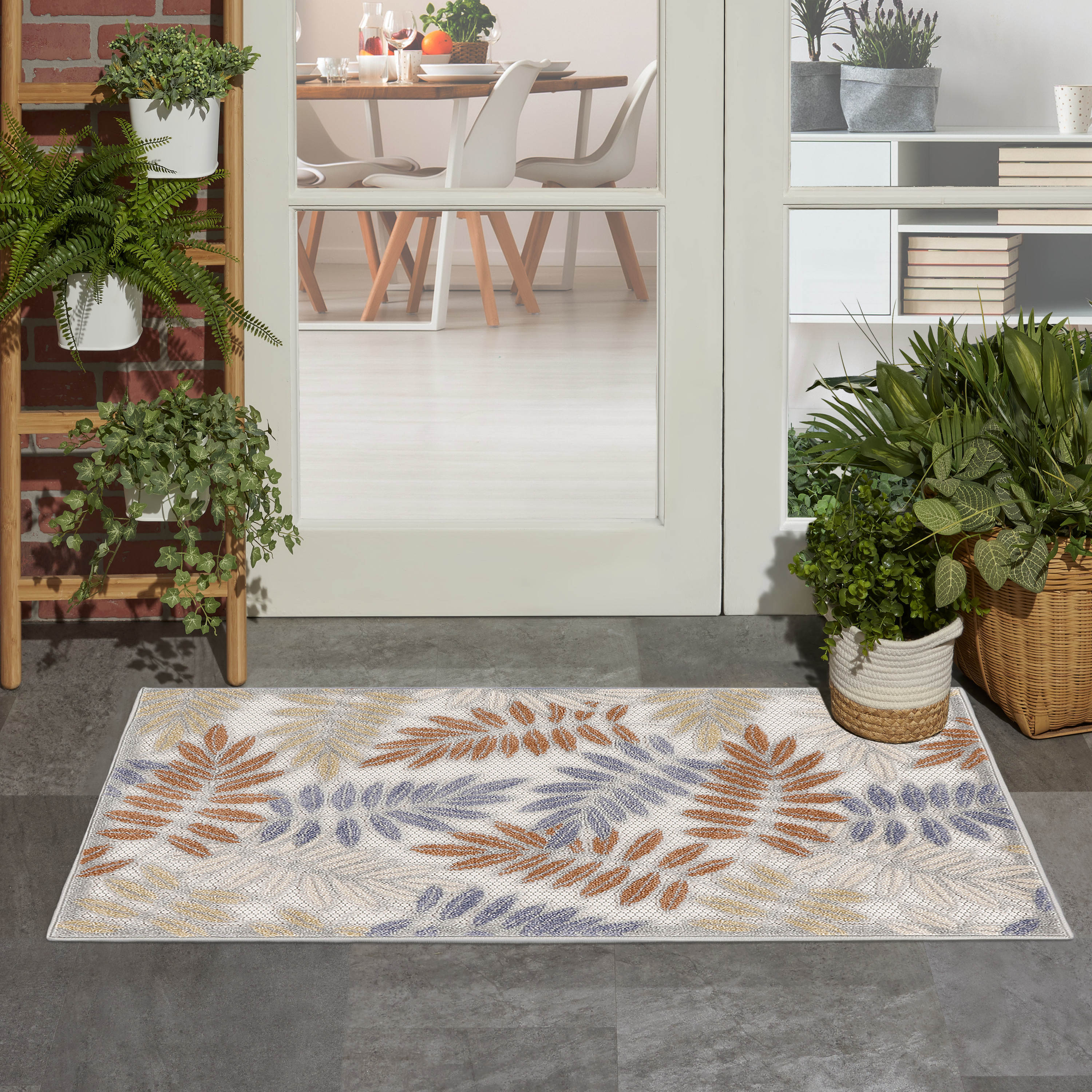 Nourison Aloha 2'8" x 4' Blue Mocha Outdoor Rug