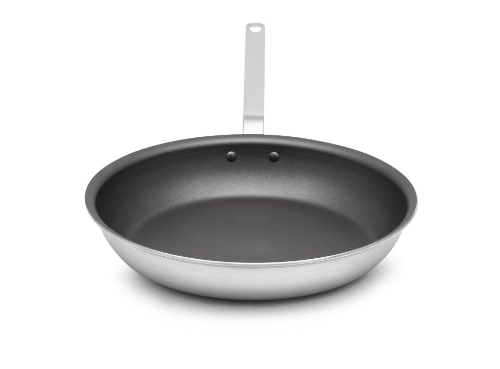 14-inch Wear-Ever® aluminum fry pan with PowerCoat2™ nonstick coating and plated handle