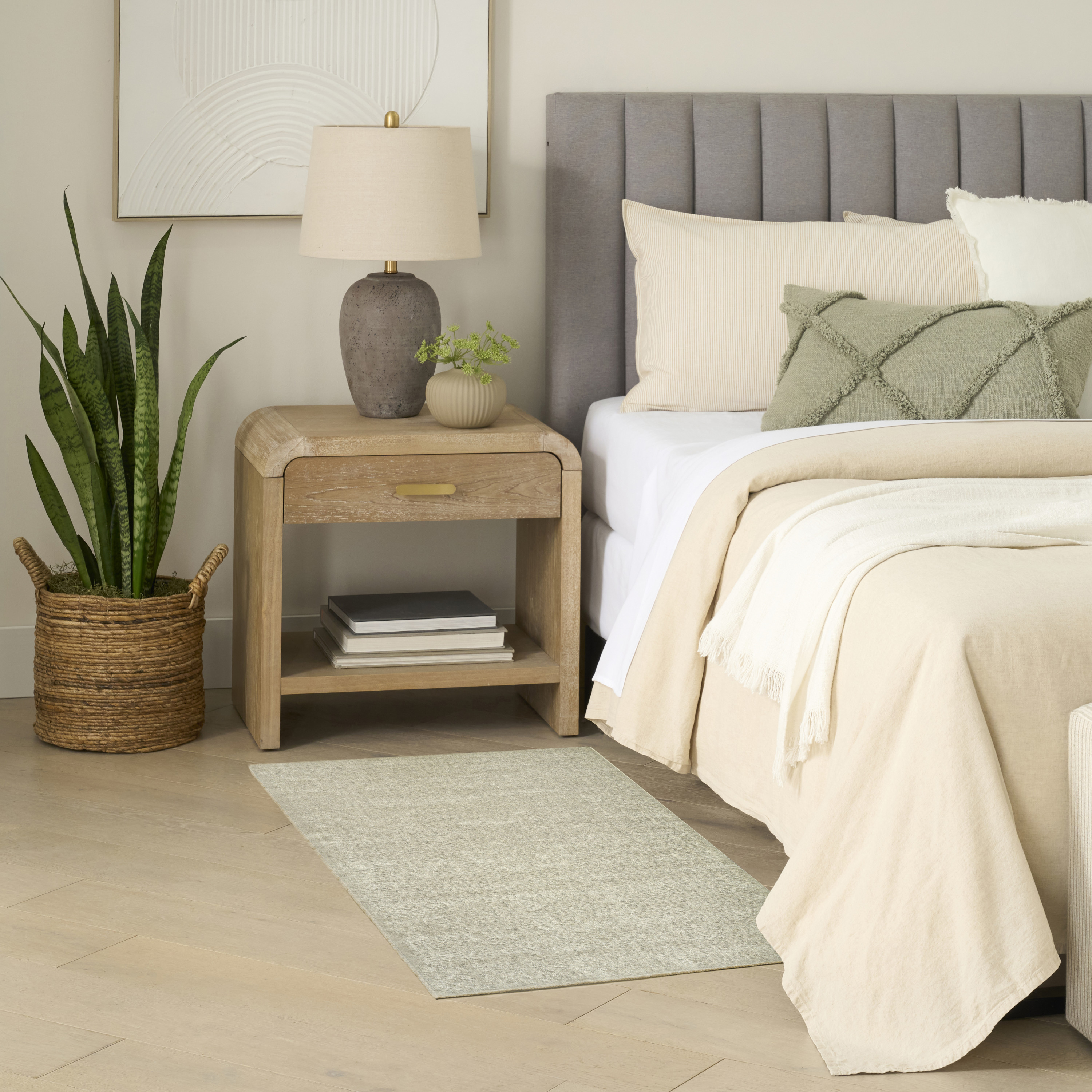 Nourison Strata 2' x 3' Grey Farmhouse Indoor Rug