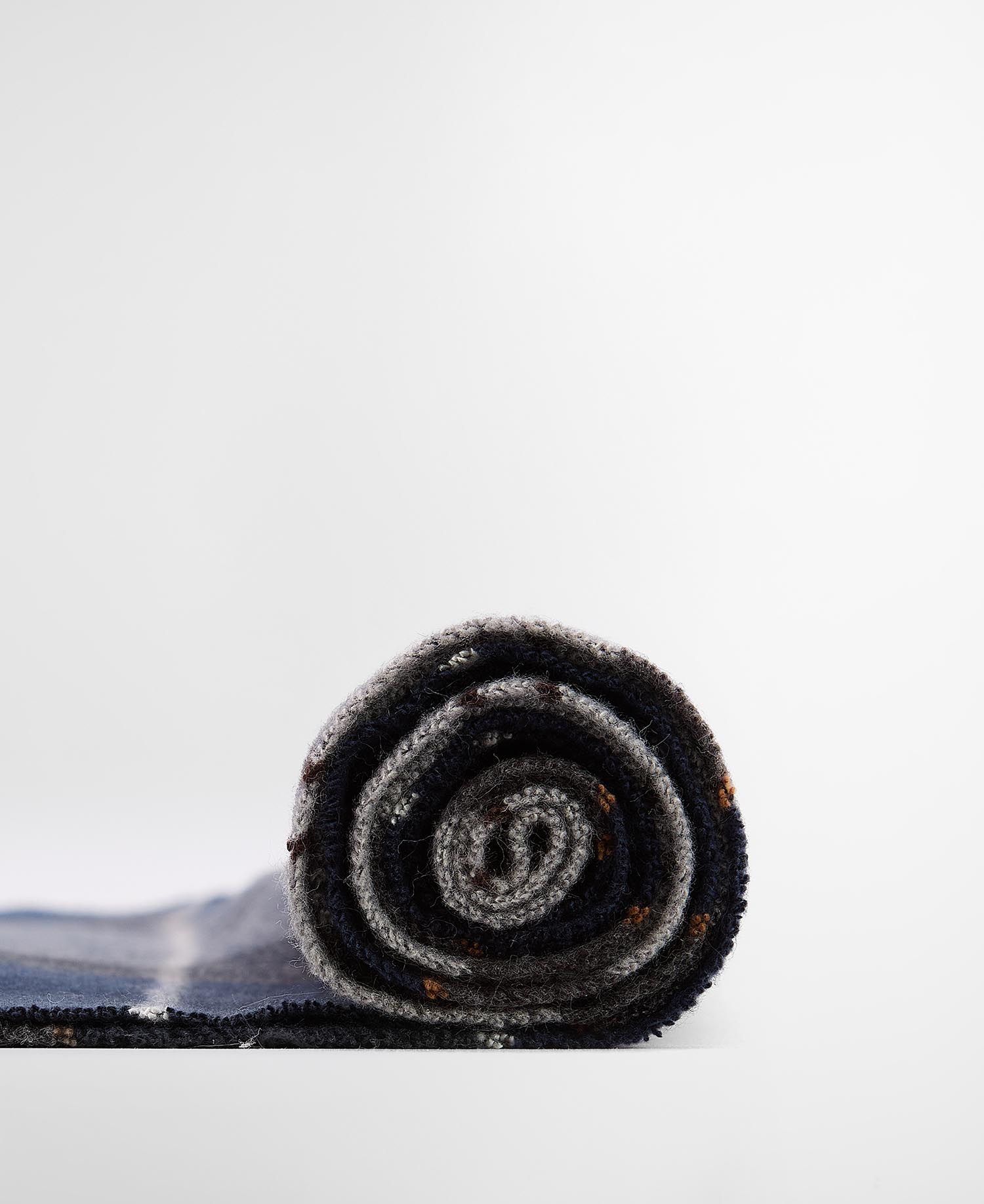 Galingale Tartan Scarf image number 3