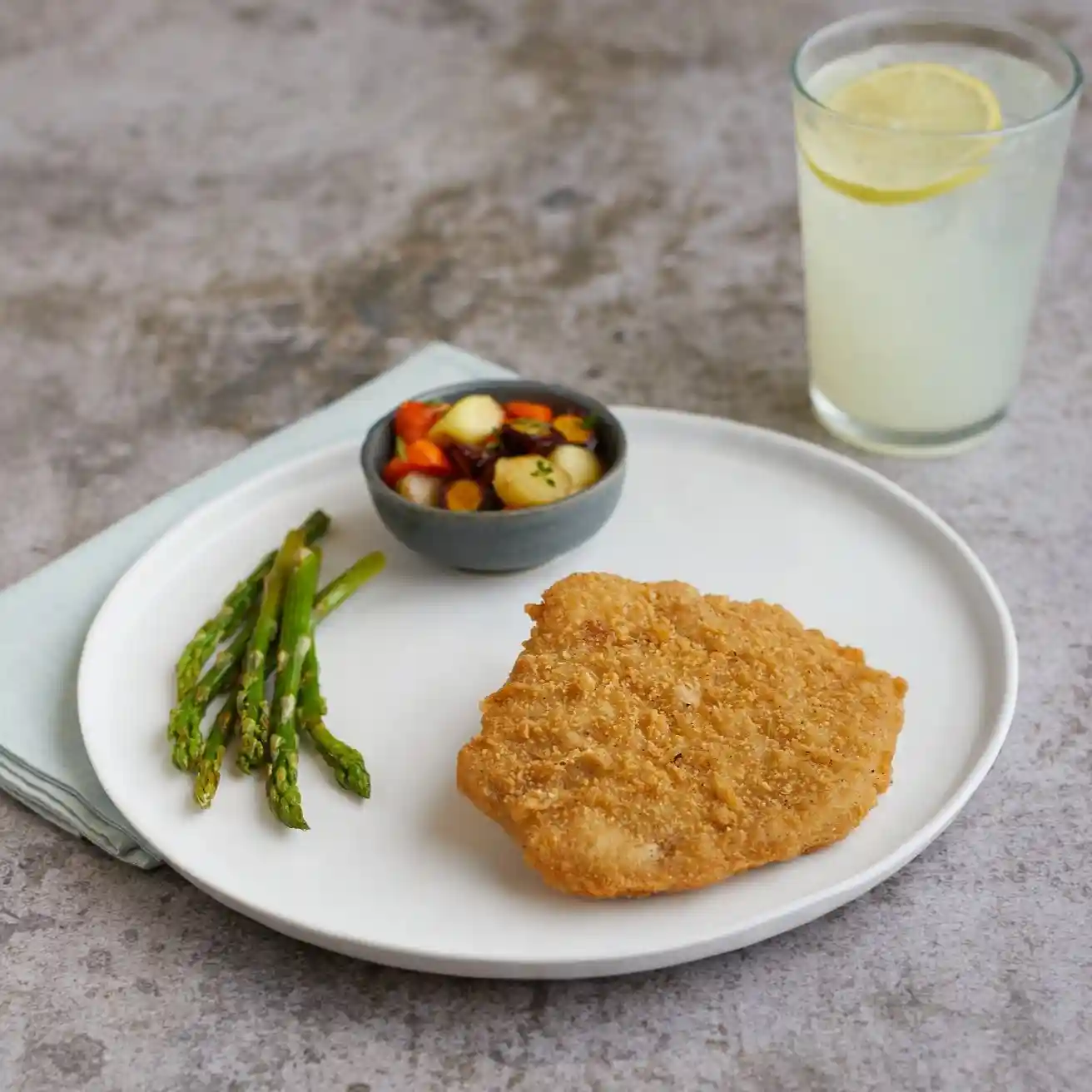 Super Crispy™ Partially Cooked Beef Steak Fritters https://images.salsify.com/image/upload/s--aCLoNpz3--/q_25/xlzcj92hhm6uvwaik0gw.webp