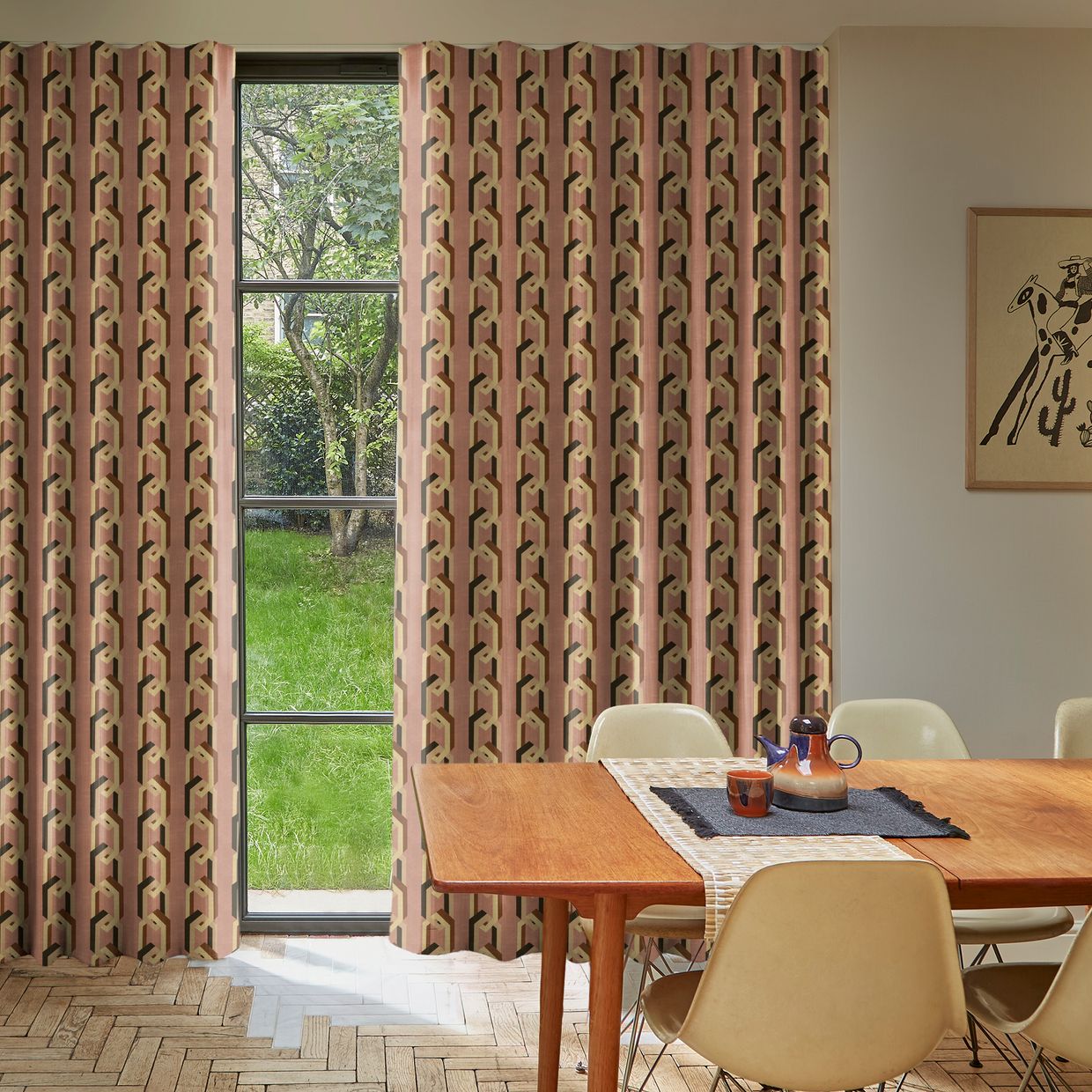 Chain of Fools Valentine Curtain