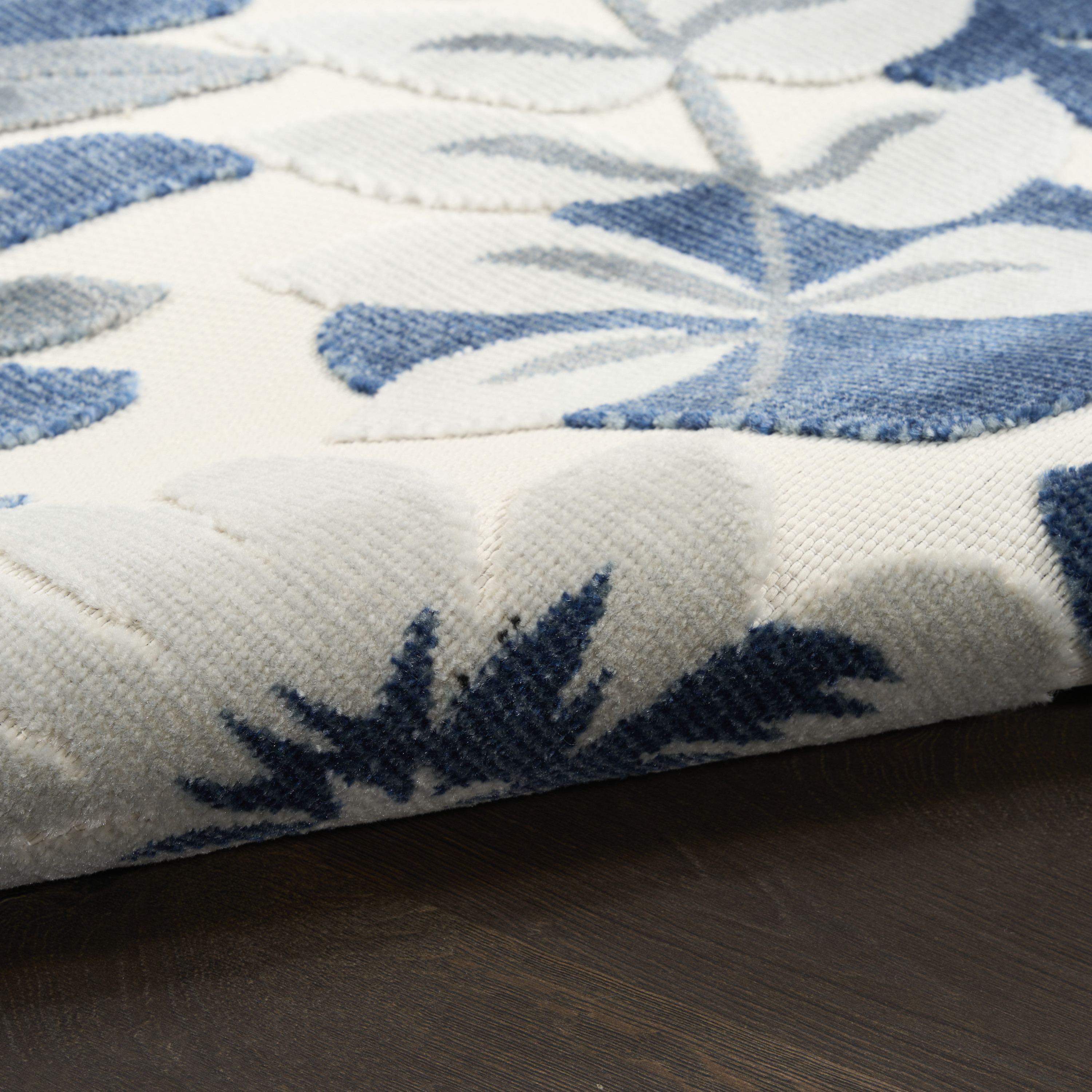 Nourison Suncoast 5'3" x 7'3" Blue Tropical Rug