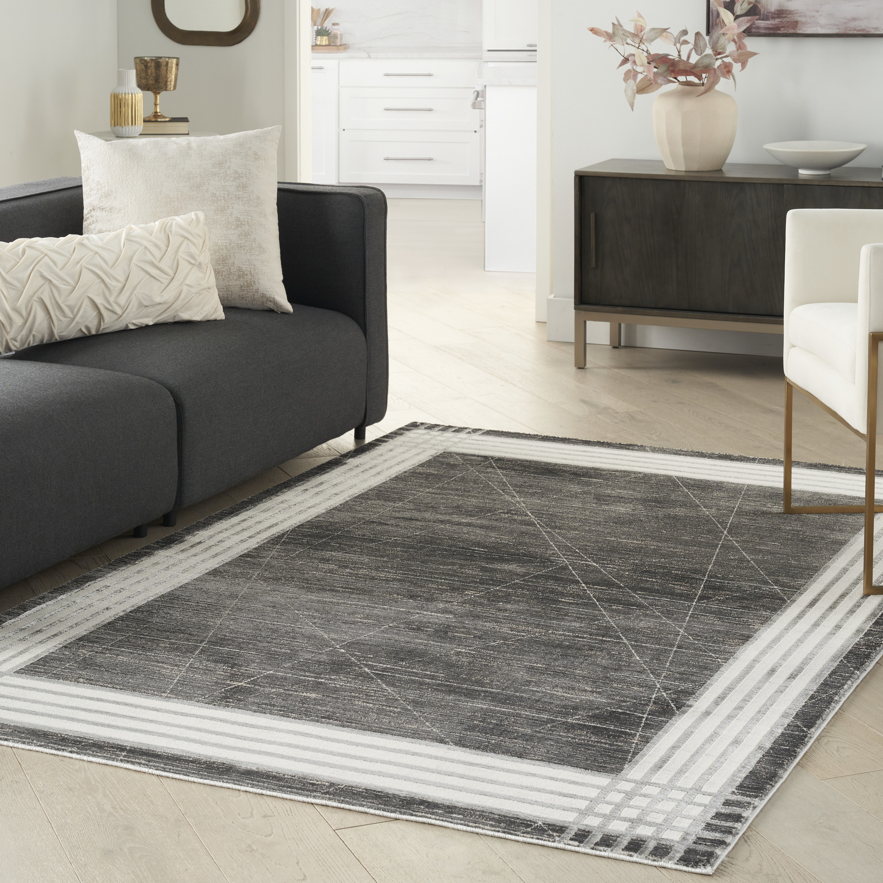 Nourison Desire 3'11" x 5'11" Charcoal Silver Modern Indoor Rug