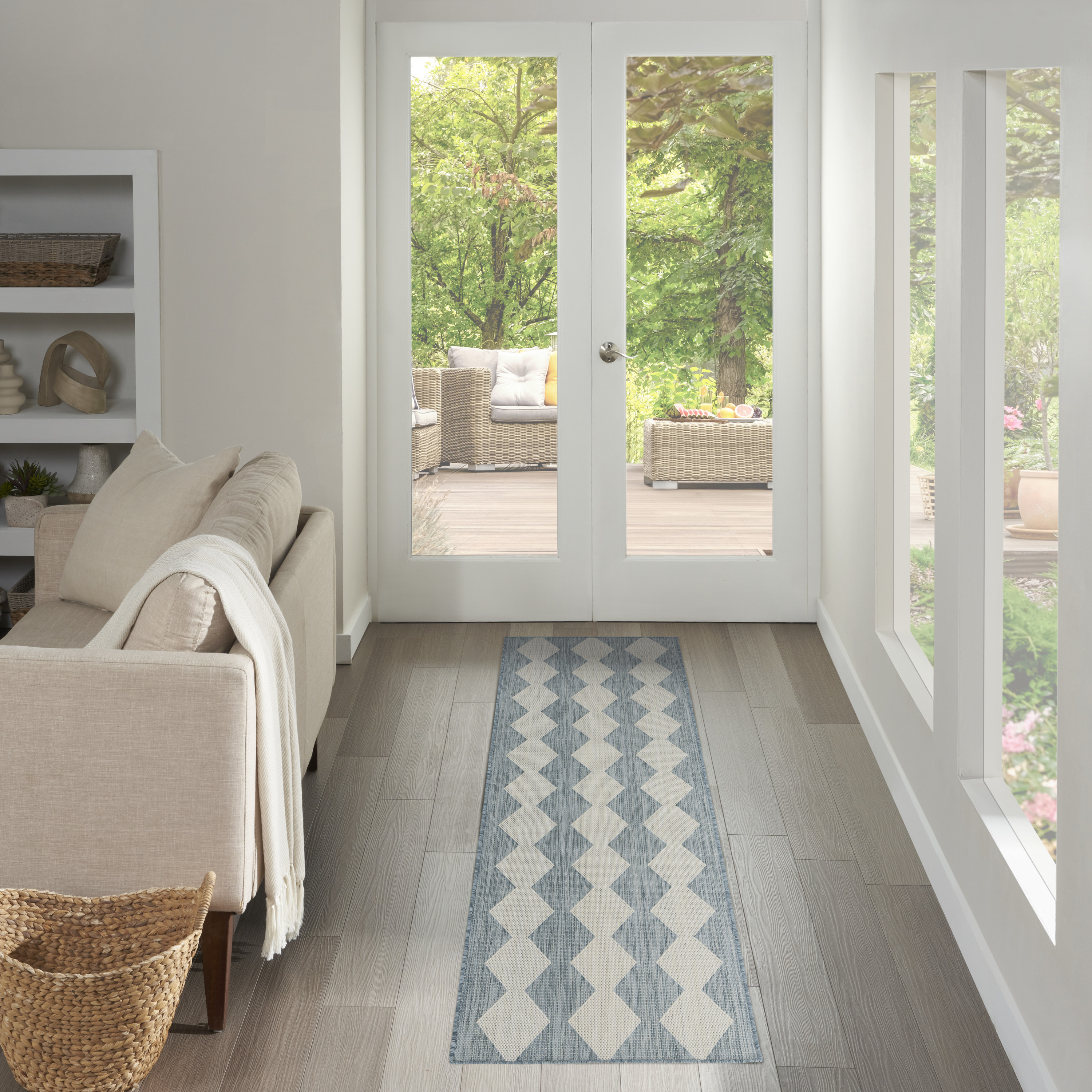 Nourison Positano 2'2" x 12' Aqua Modern Rug