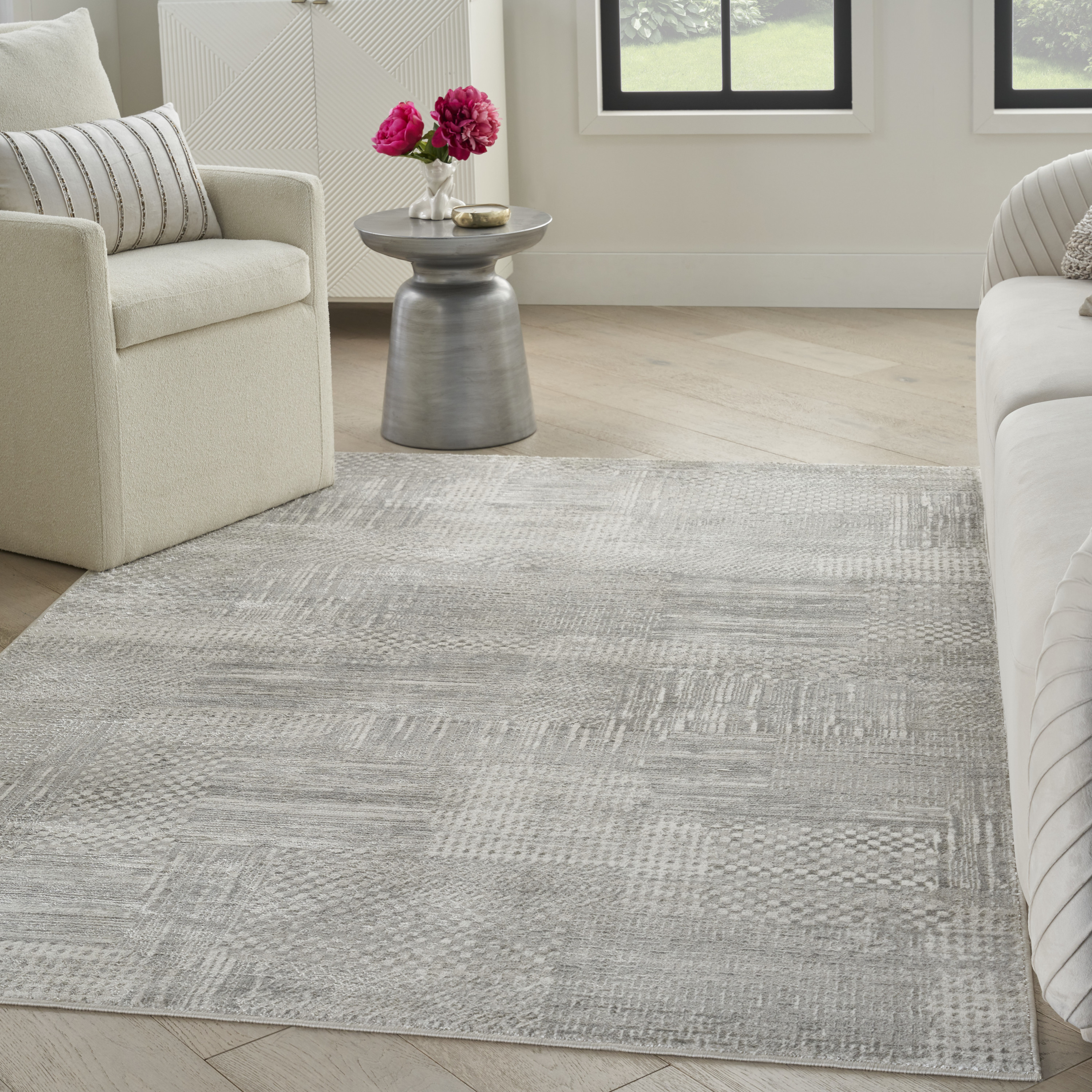 Nourison Glitz 7'10" x 9'10" Silver Grey Modern Indoor Rug