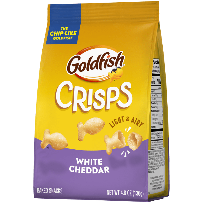 Goldfish® White Cheddar Baked Snacks, 4.8 oz, bag - Right Angle Image