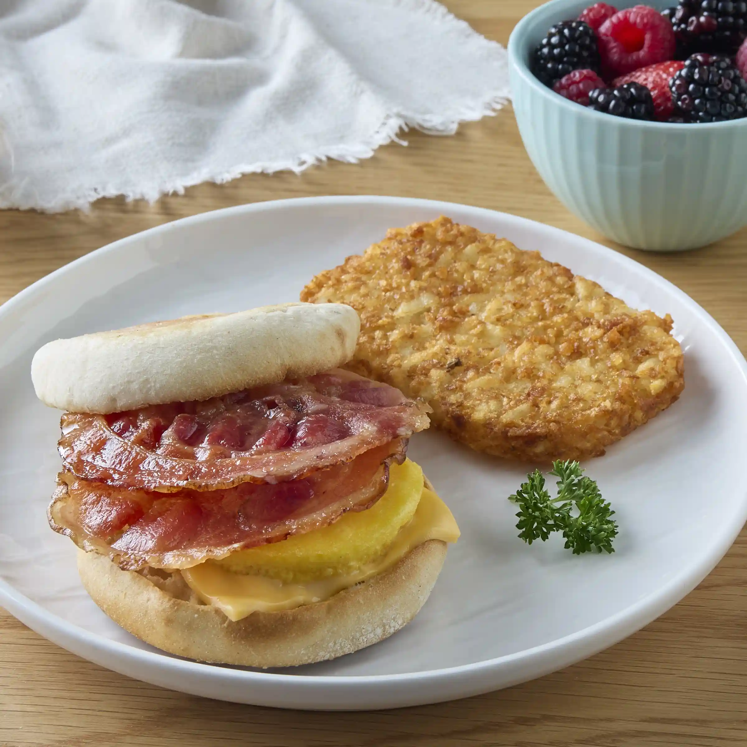 Jimmy Dean® Fully Cooked Hardwood Smoked Round Bacon Slices_image_1