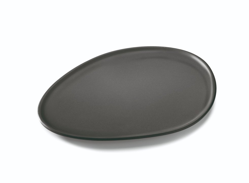 Terracotta Collection irregular round serving plate 44.5 x 35 cm melamine in black