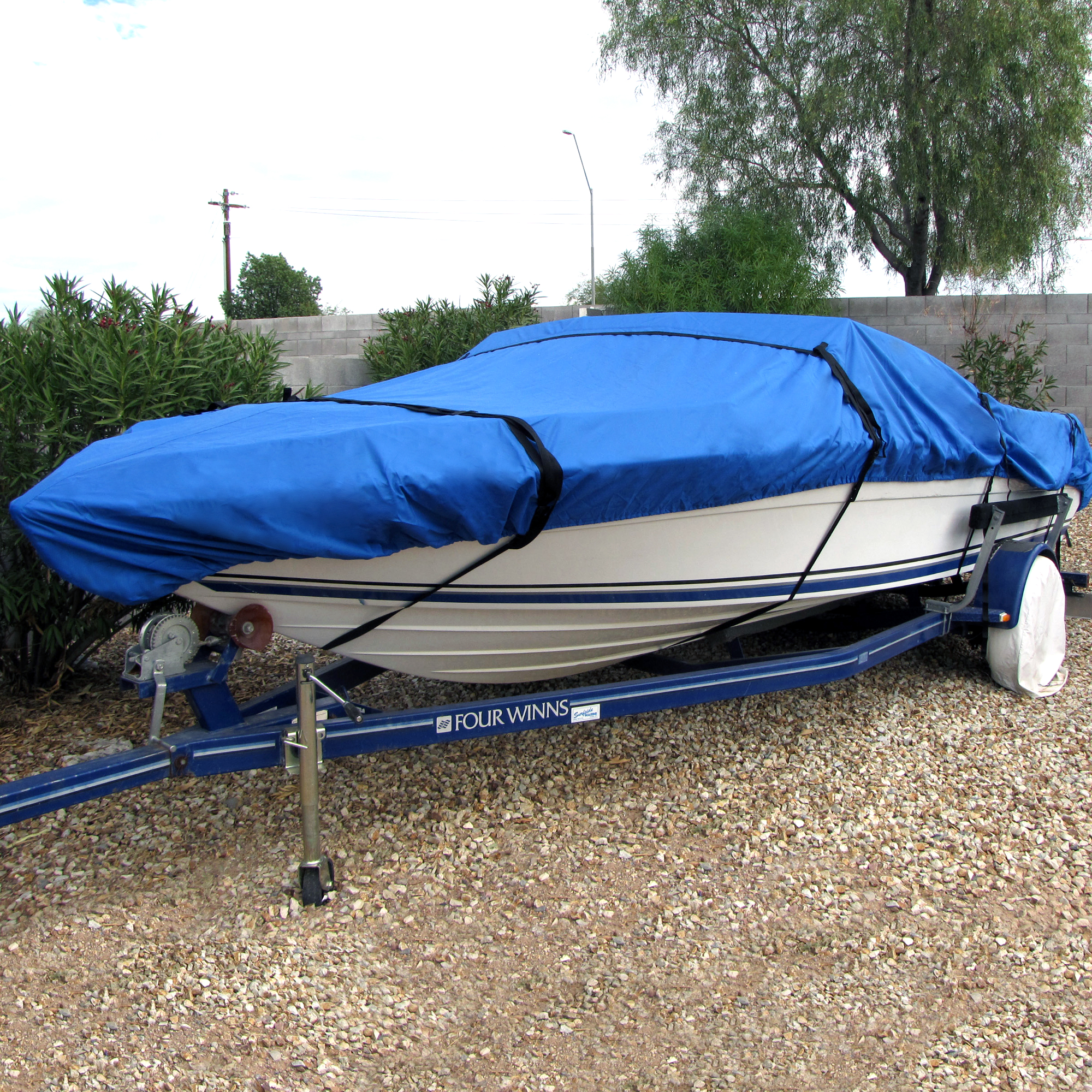 Budge 600 Denier Boat Cover | Fits V-Hull Fishing Boats | 12 Colors and ...