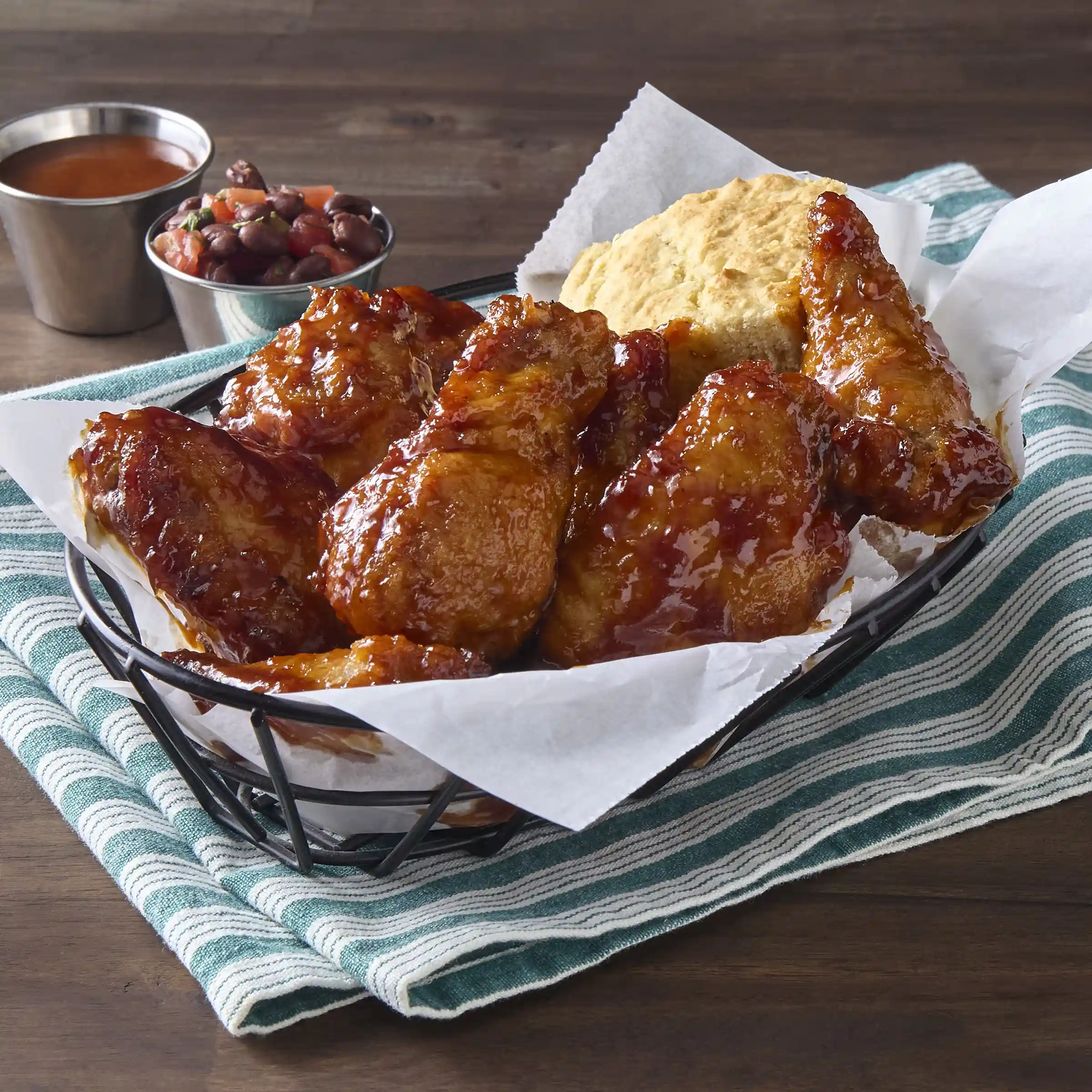 Tyson® Fully Cooked Southern Sweet BBQ Glazed Bone-In Chicken Wing Sections, Large https://images.salsify.com/image/upload/s--Lk7I7EyI--/q_25/nupoobhp9it4quw1qwzy.webp