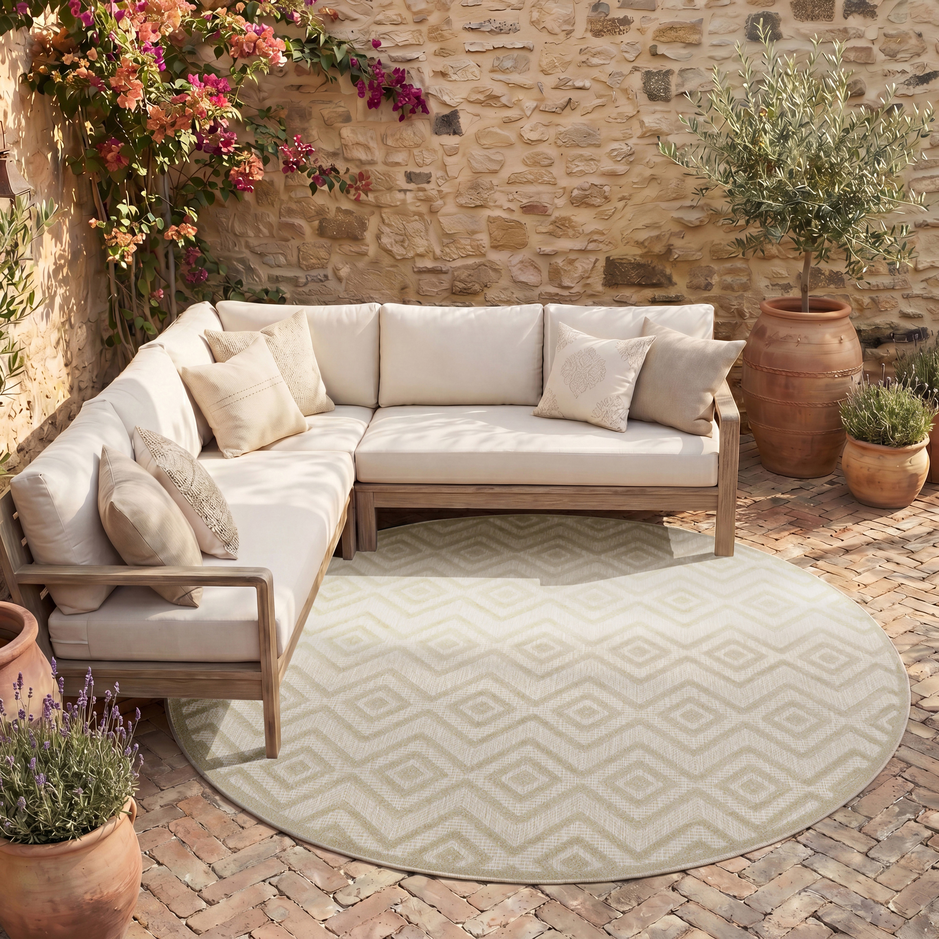 Nourison Versatile 8' x Round Cream Modern Rug