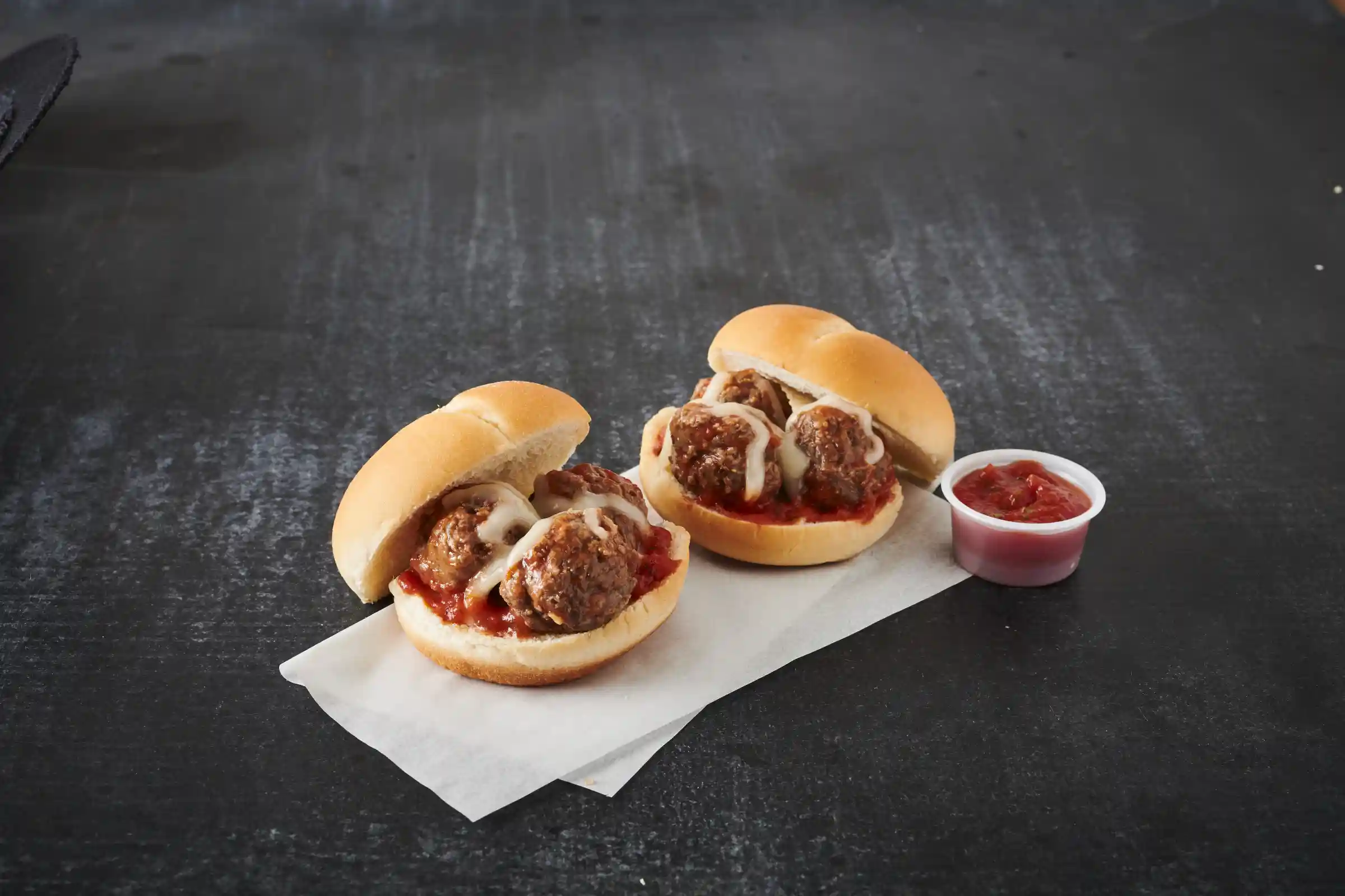 AdvancePierre™ Fully Cooked, All Natural Beef Meatballs, 1.05 oz. https://images.salsify.com/image/upload/s--wrTQqbwA--/q_25/jakwqcgtc2im3p107rzp.webp