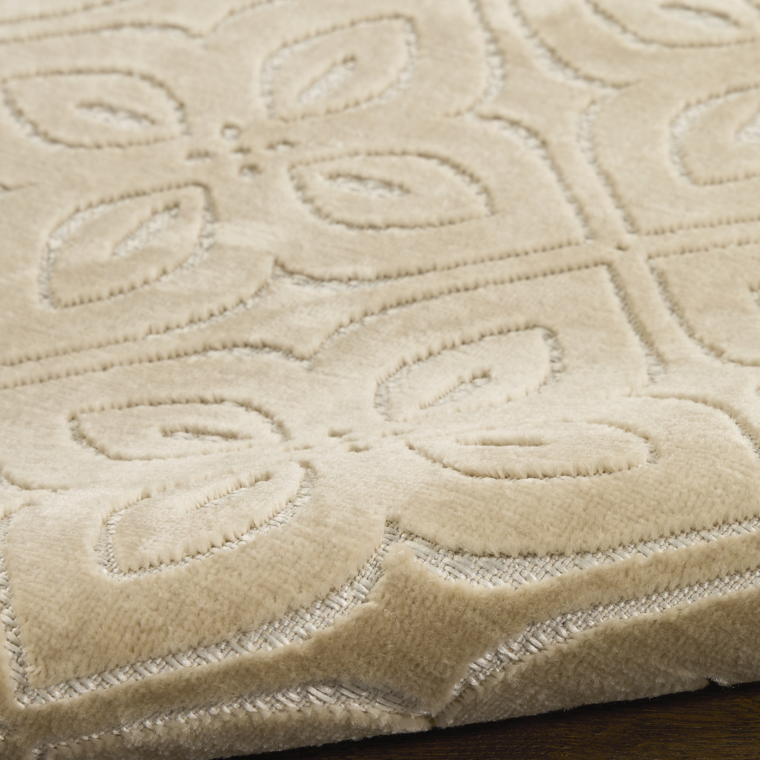 Nourison Washable Charm 2' x 3' Beige Ivory Contemporary Indoor Rug