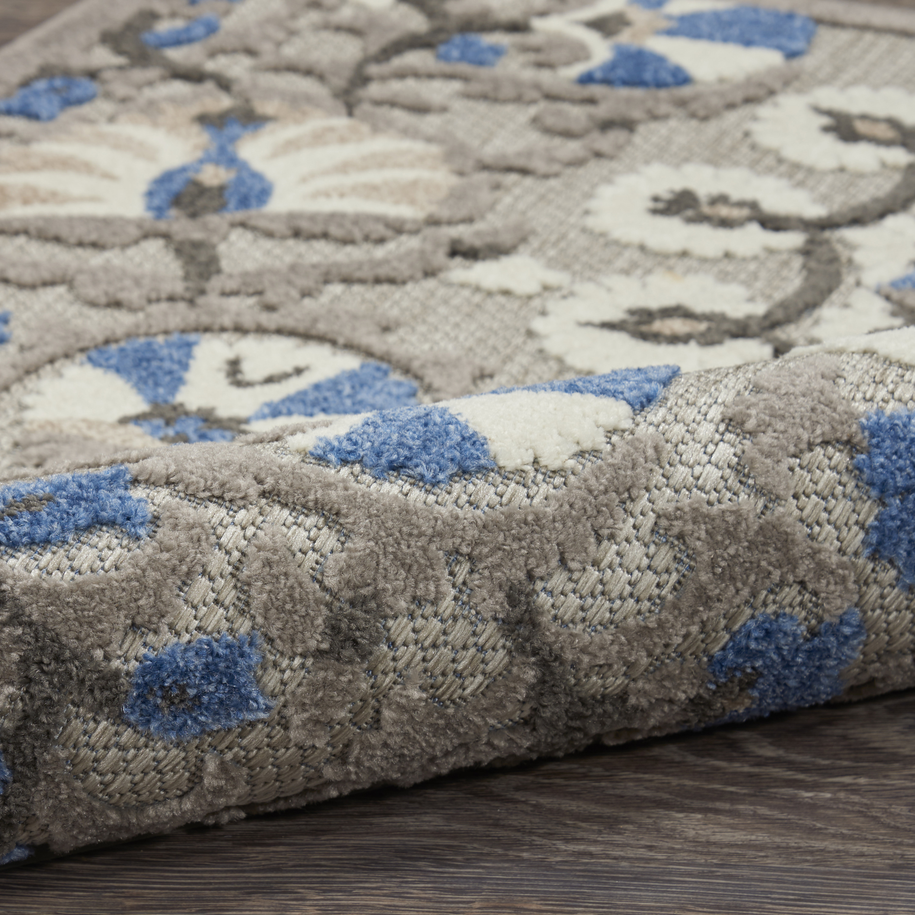 Nourison Aloha 2' x 3' Grey Multicolor Transitional Rug