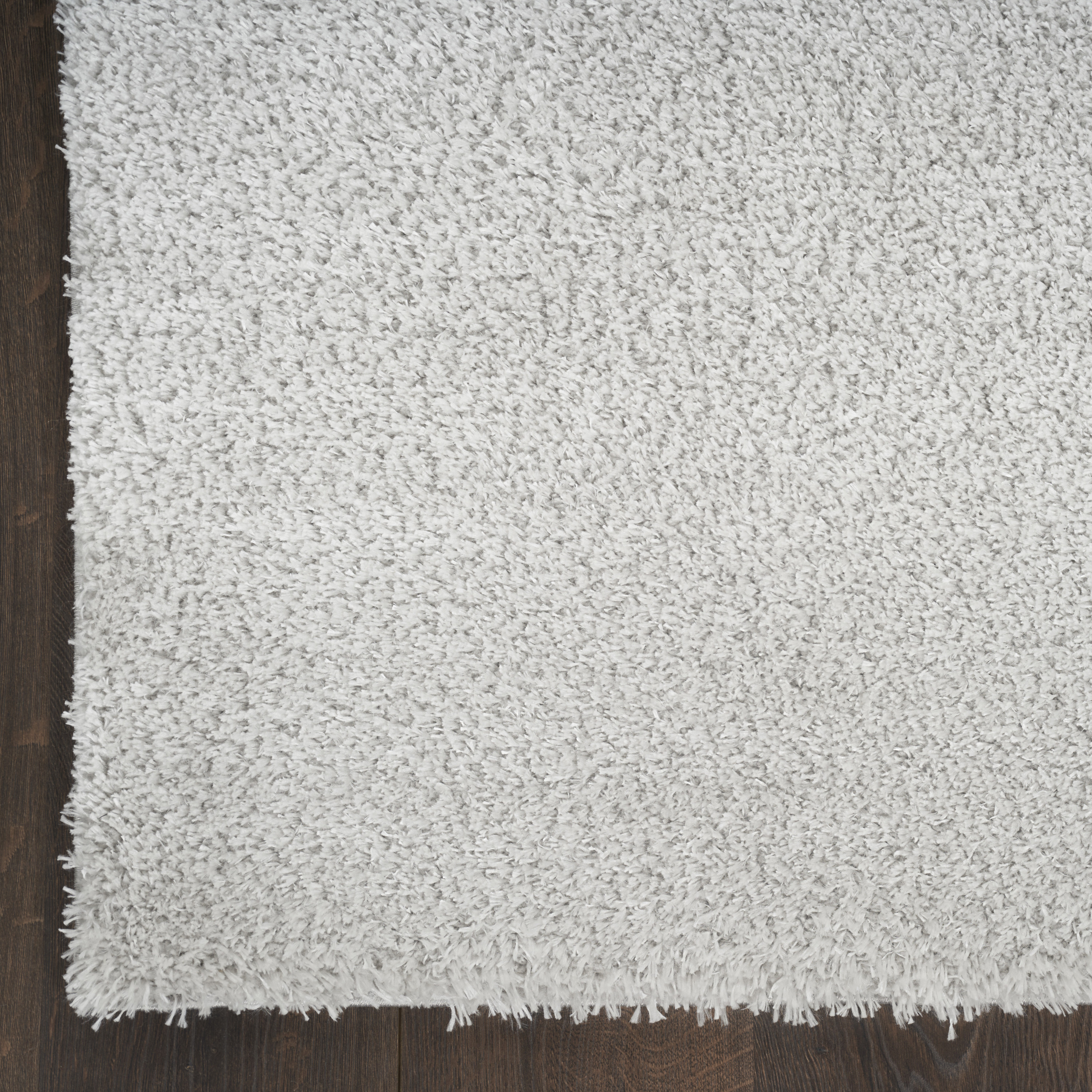 Nourison Pacific Shag 5'3" x 7'3" Silver Shag Indoor Rug