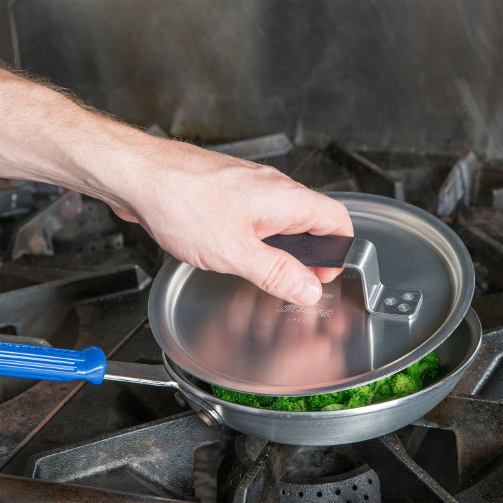 7 ⅞-inch Wear-Ever® flat aluminum cover with dipped handle