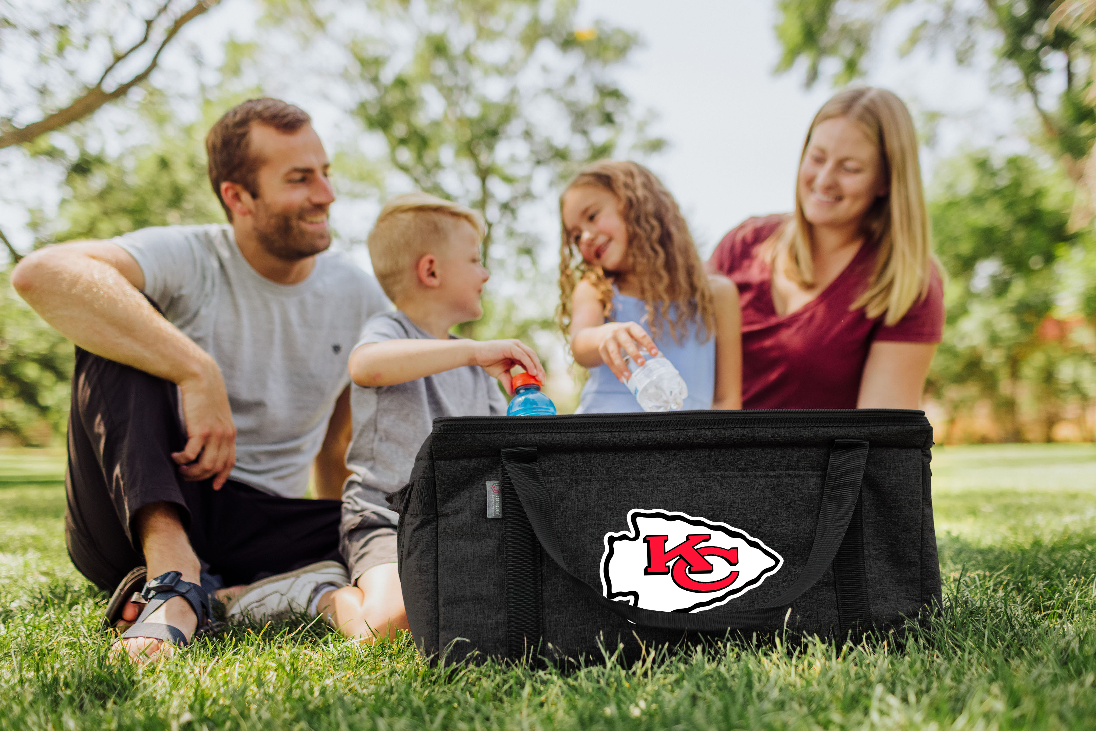 Kansas City Chiefs - 64 Can Collapsible Cooler