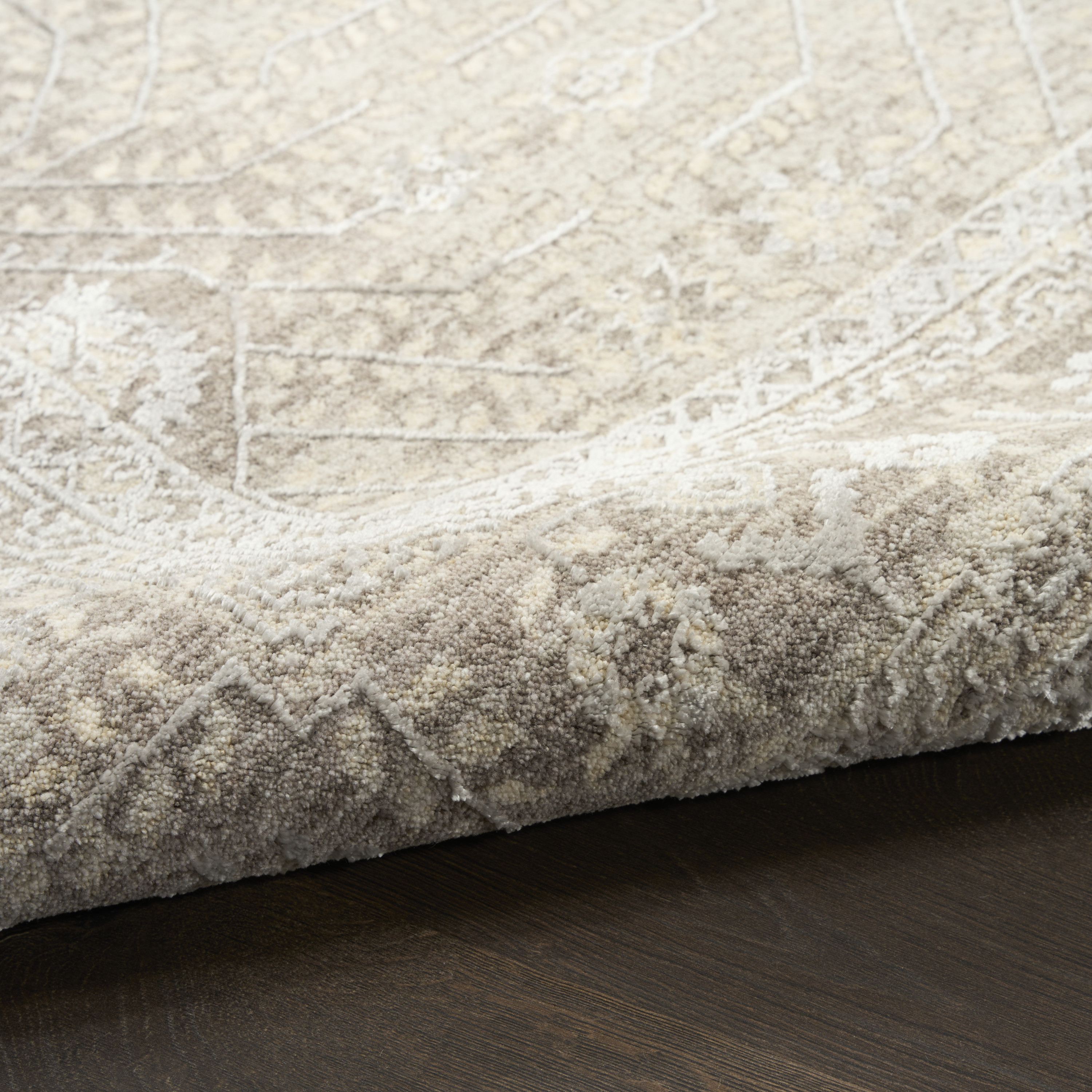 Nourison Sultana 7'10" x 10'2" Beige Vintage Indoor Rug