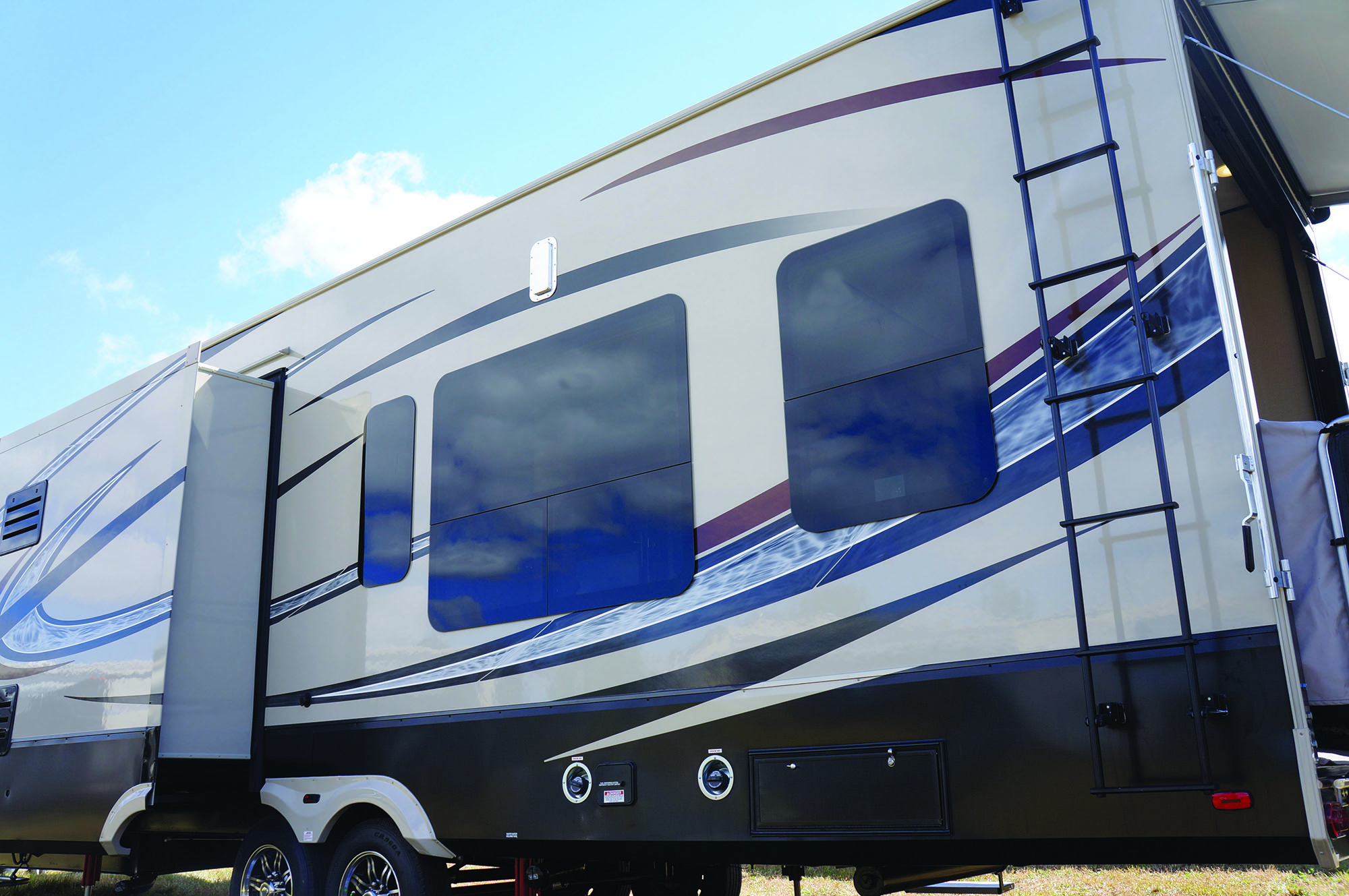 Rv and trailer windows lippert