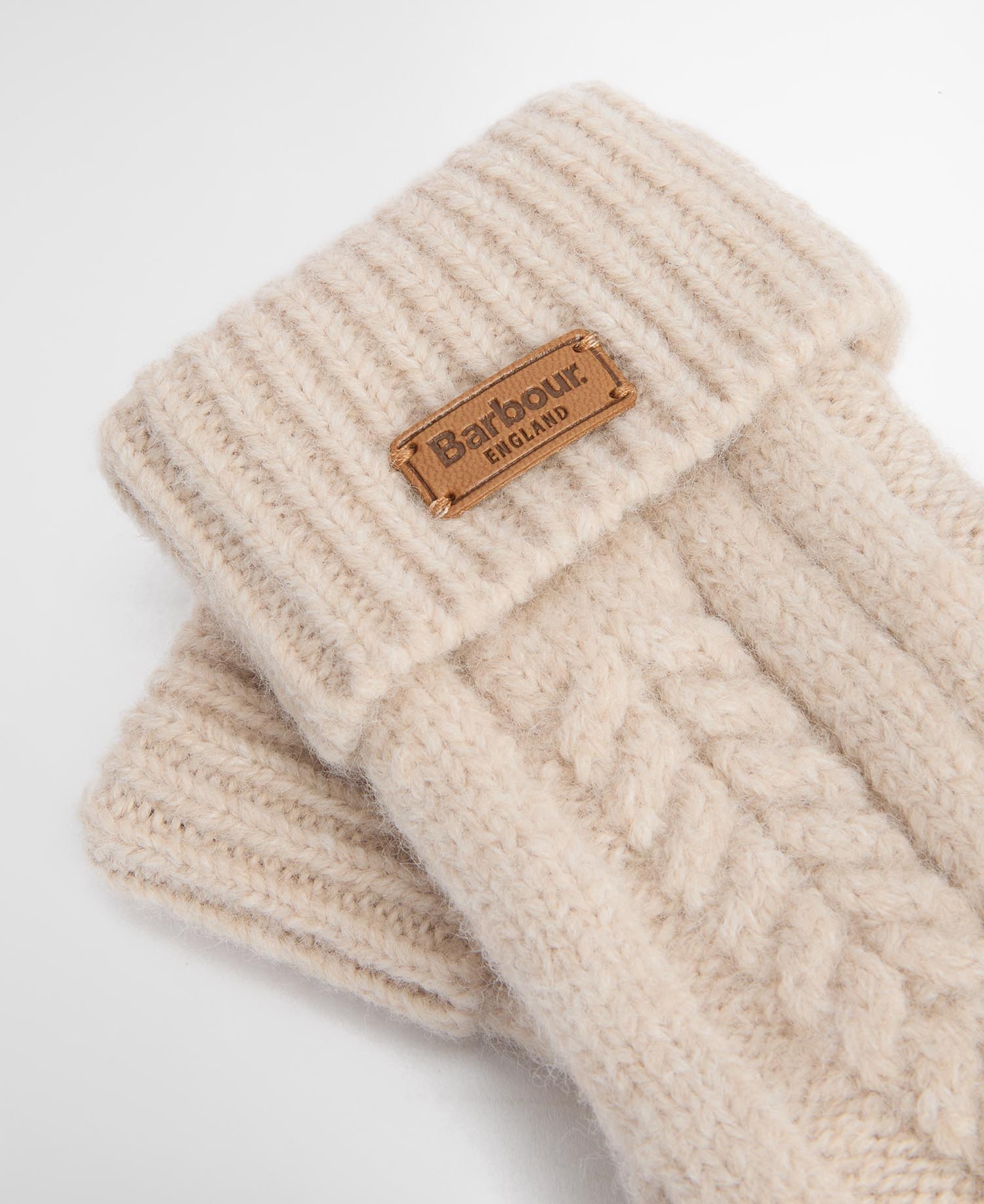 Elsdon Mittens image number 2