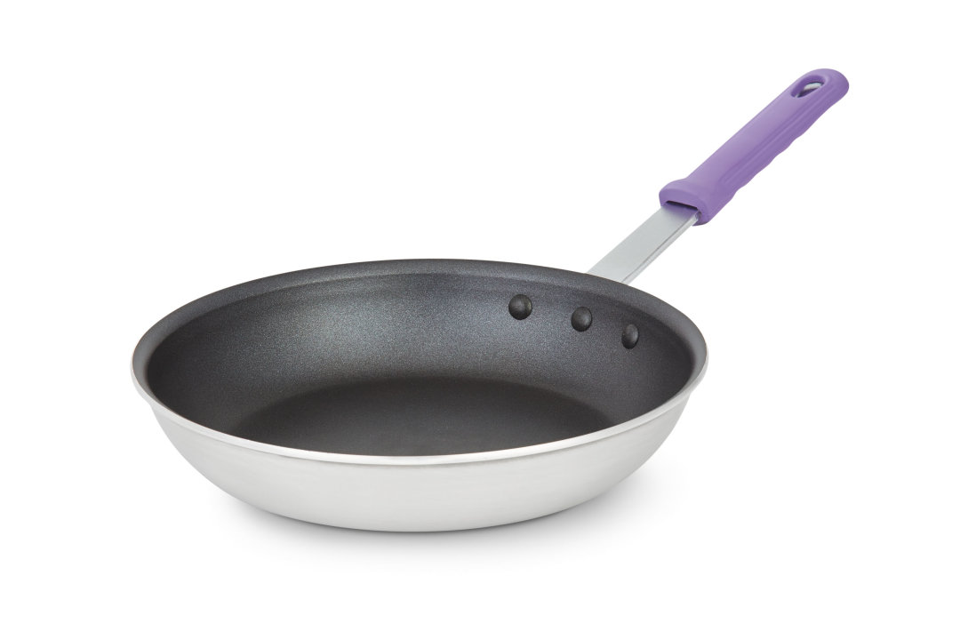 10-inch Wear-Ever® fry pan with SteelCoat x3™ nonstick coating and purple silicone handle