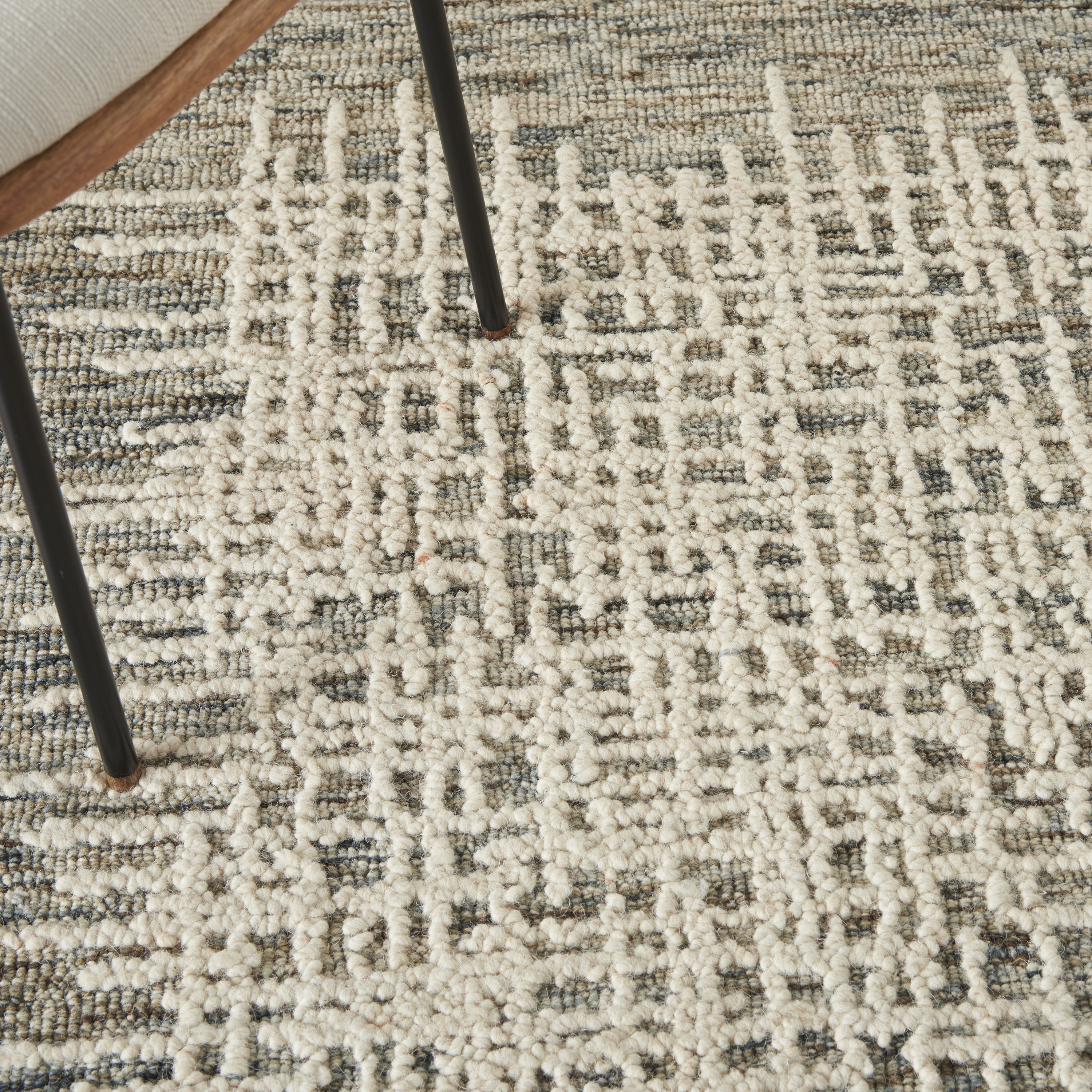 Nourison Colorado 3'9" x 5'9" Ivory Multicolor Rustic Indoor Rug