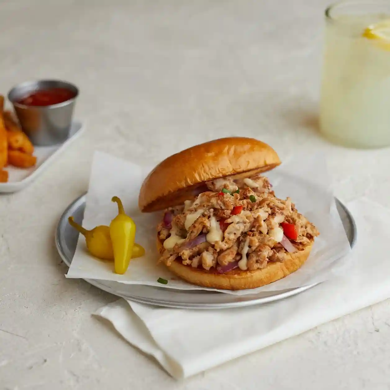 Original Philly®  Chicken Sandwich Slices https://images.salsify.com/image/upload/s--aA_ykUzN--/q_25/wbhnlx2cleob2pjlmonx.webp