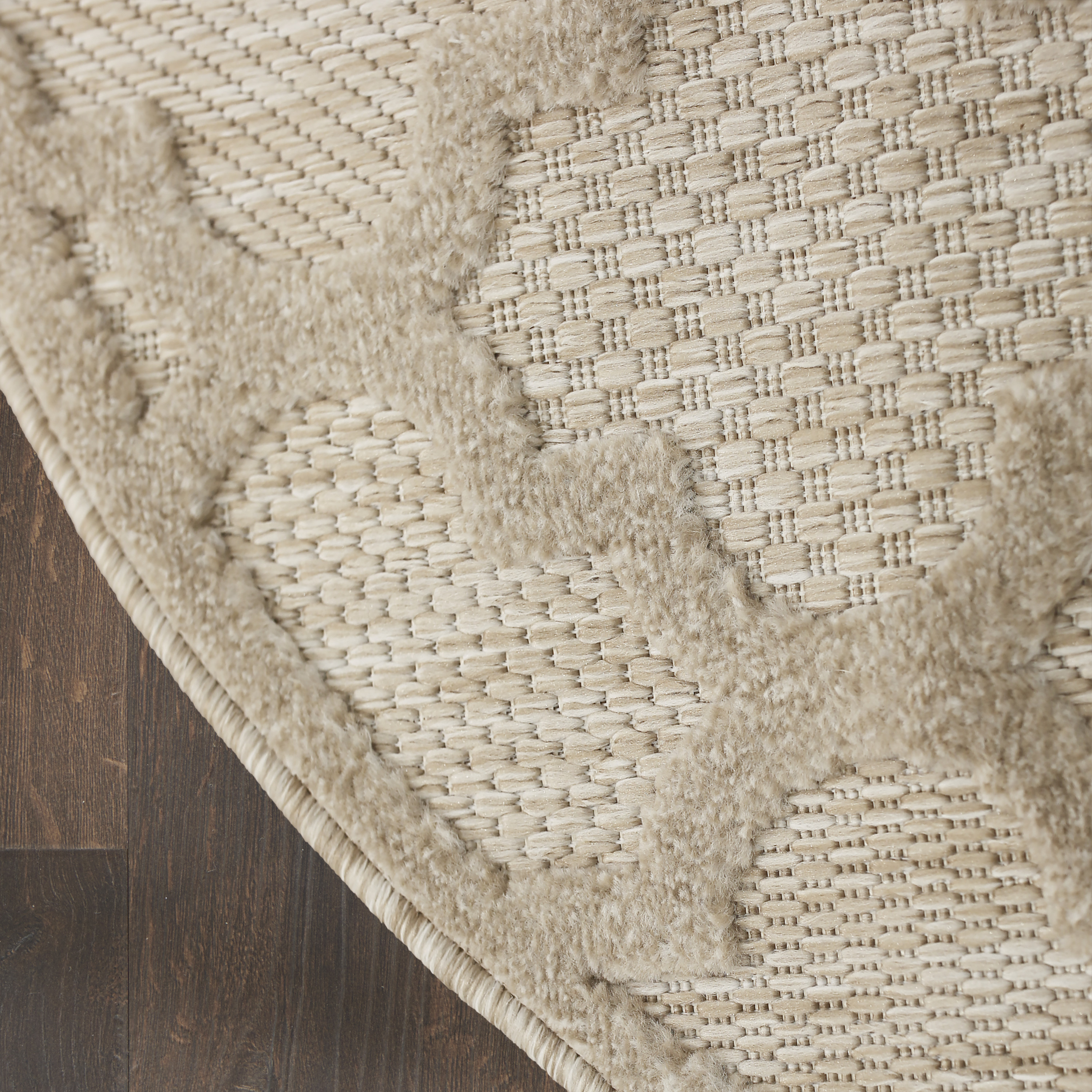 Nourison Easy Care 6' x Round Cream Modern Rug