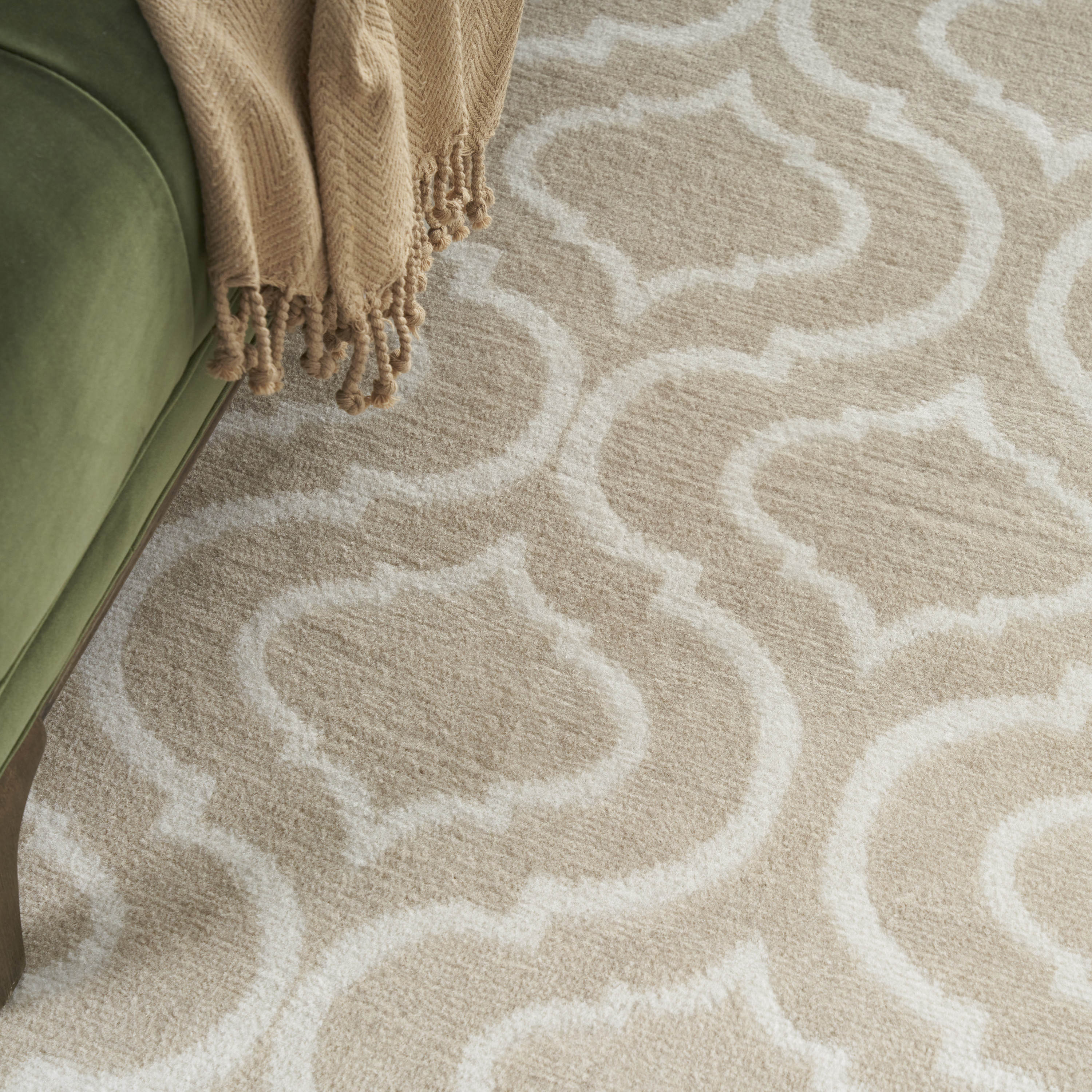 Nourison Jubilant 5'3" x 7'3" Beige Contemporary Indoor Rug