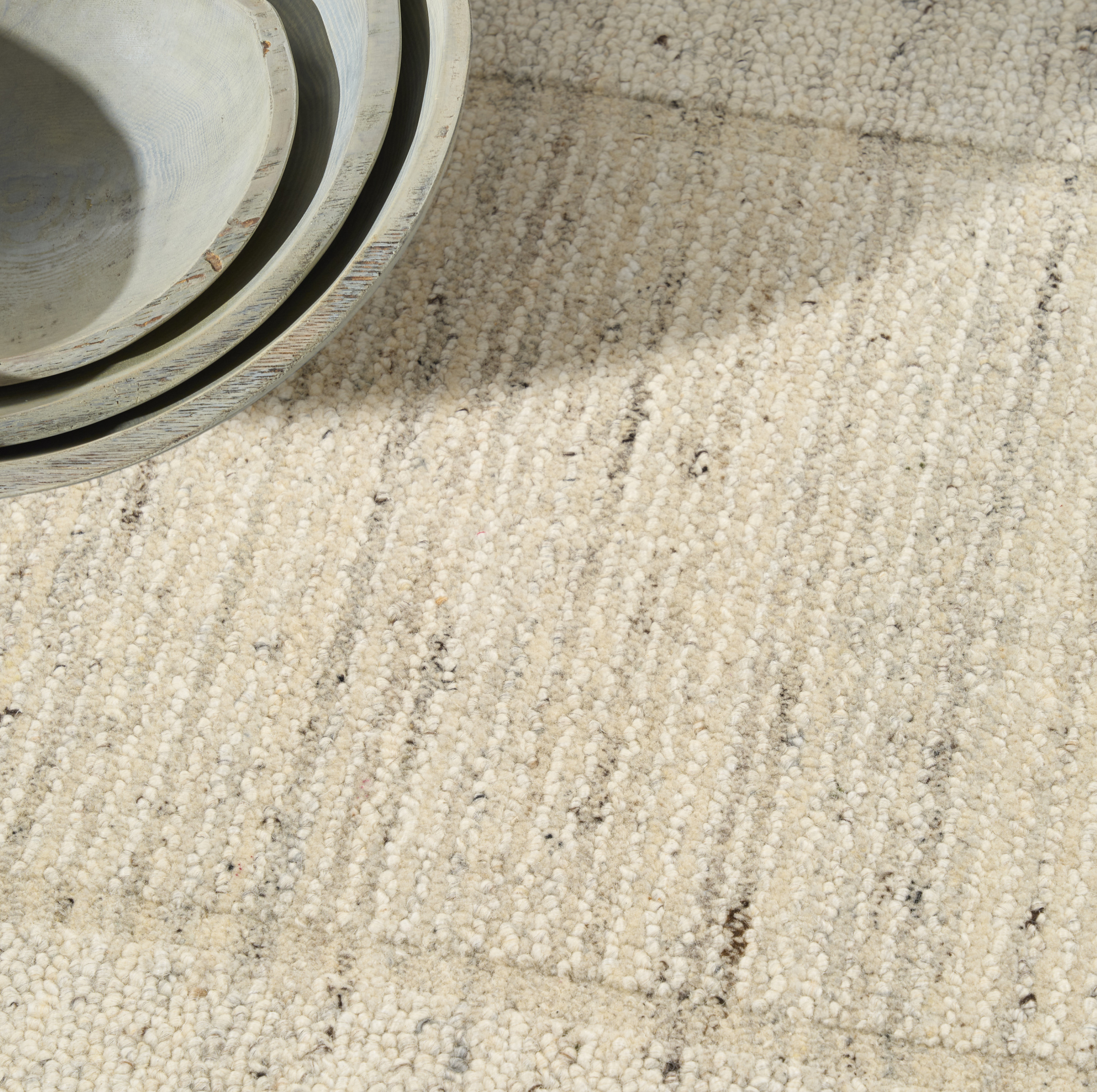 Calvin Klein CK082 Ridge 2' x 3' Ivory Farmhouse Indoor Rug
