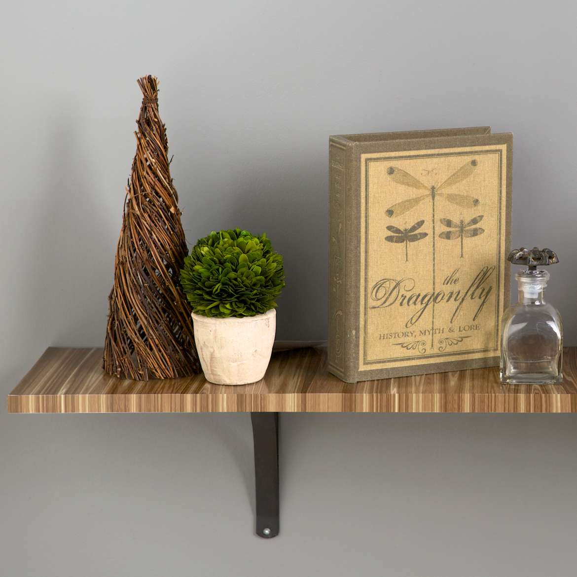 Peel & Stick Adhesive Laminate Shelf Liner Oak Duck Brand